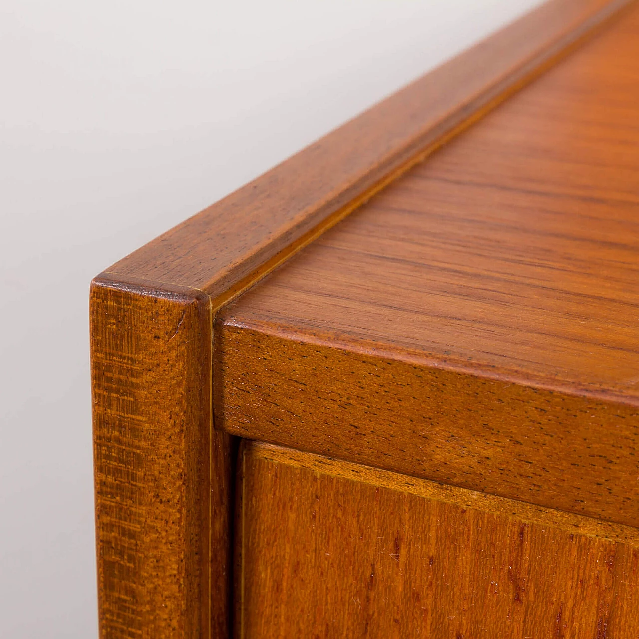 Hanging teak bookcase with desk in the style of Cadovius and Sorensen, 1970s 12