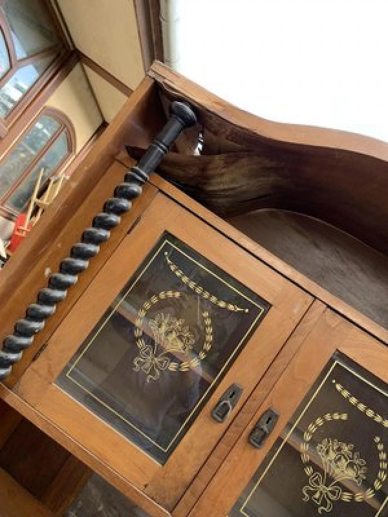 Hungarian Art Nouveau wood and glass sideboard, early 20th century 6