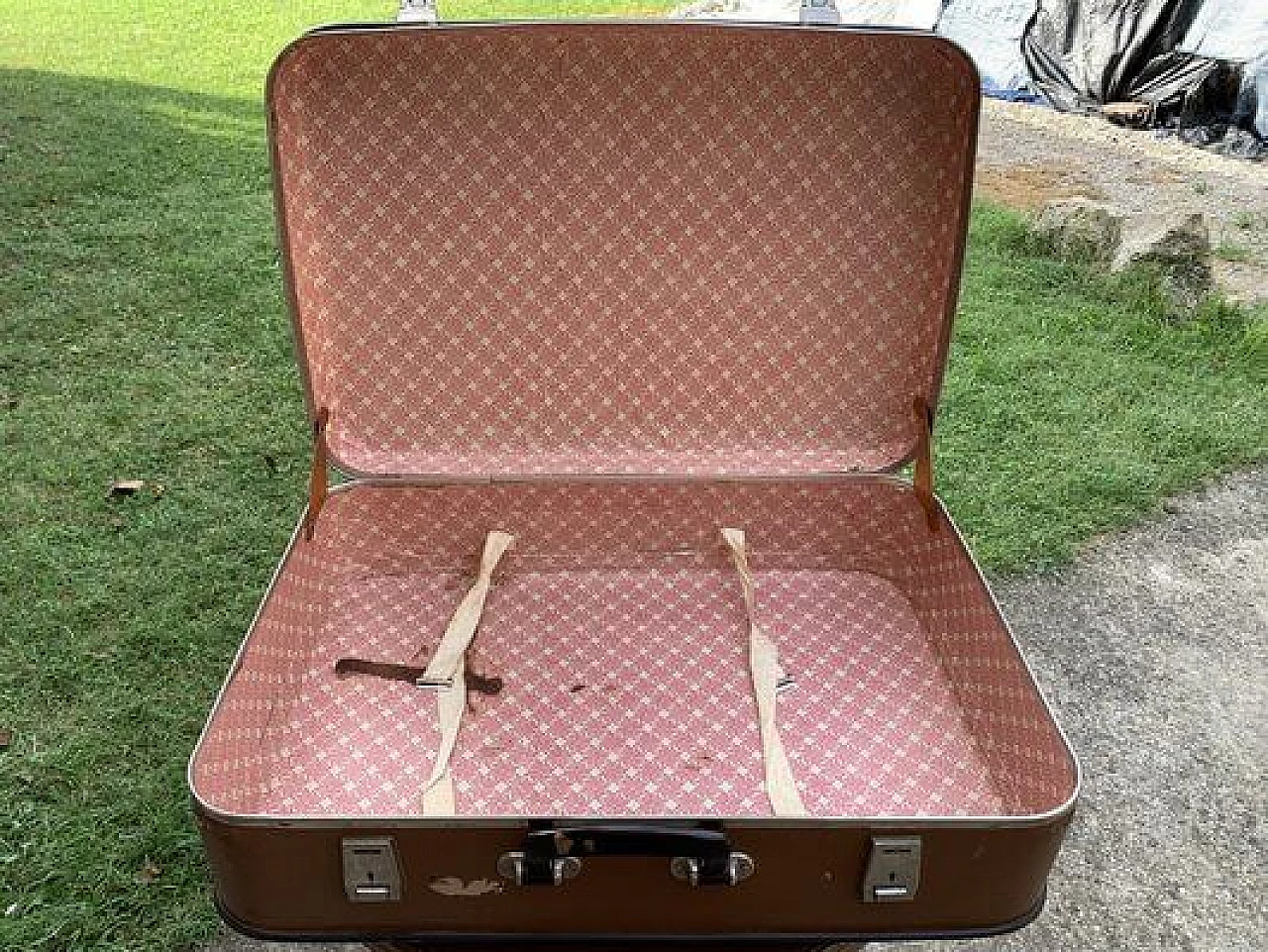 Hungarian leather and metal suitcase, 1940s 2