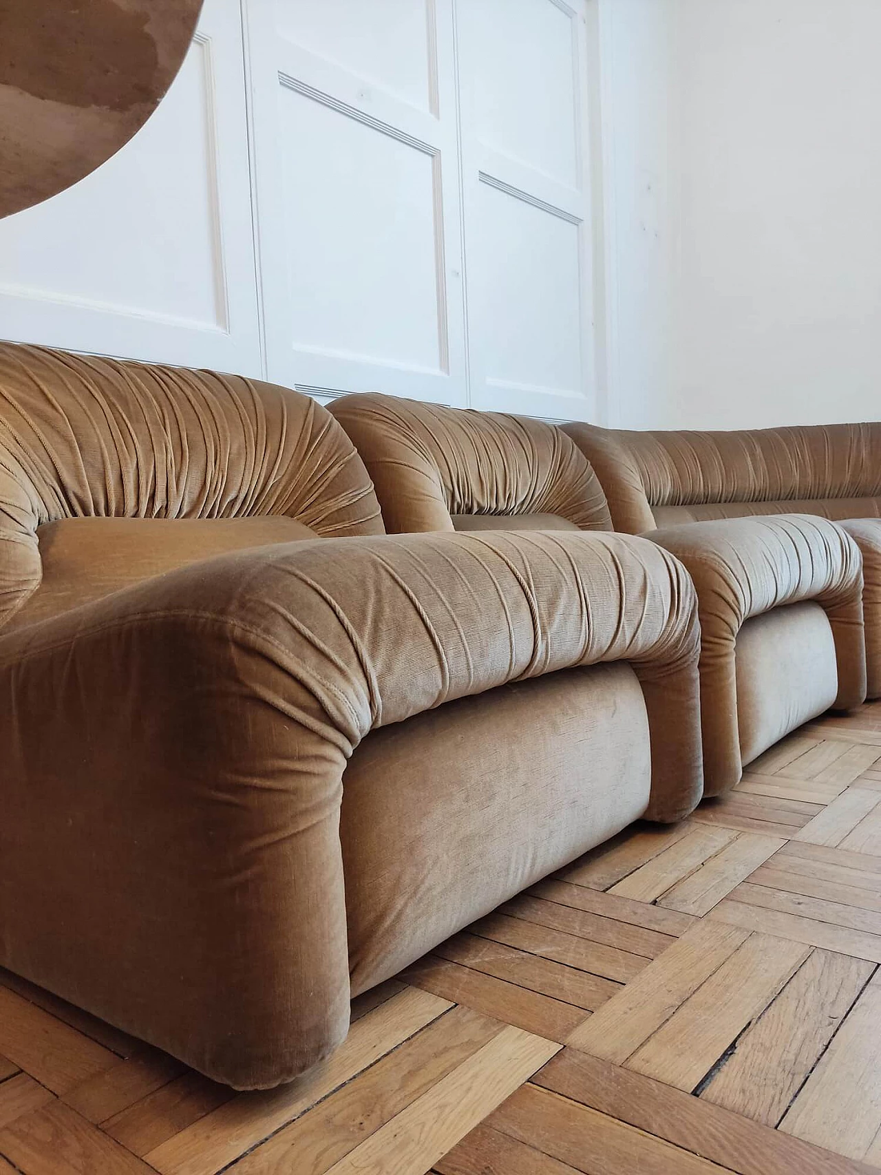 Seven-piece brown velvet sofa by Lev & Lev, 1970s 4