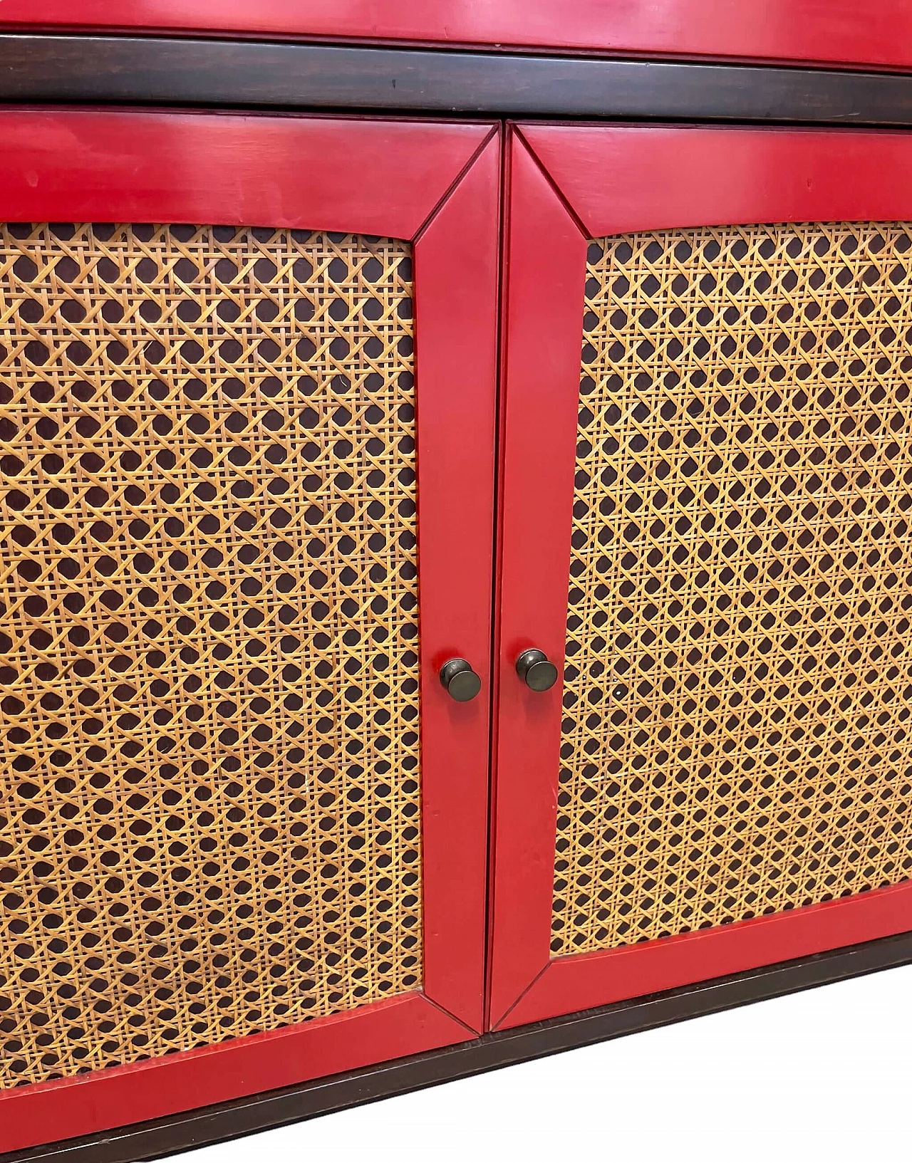 Three-module sideboard in red lacquered rosewood and Vienna straw, 1970s 2