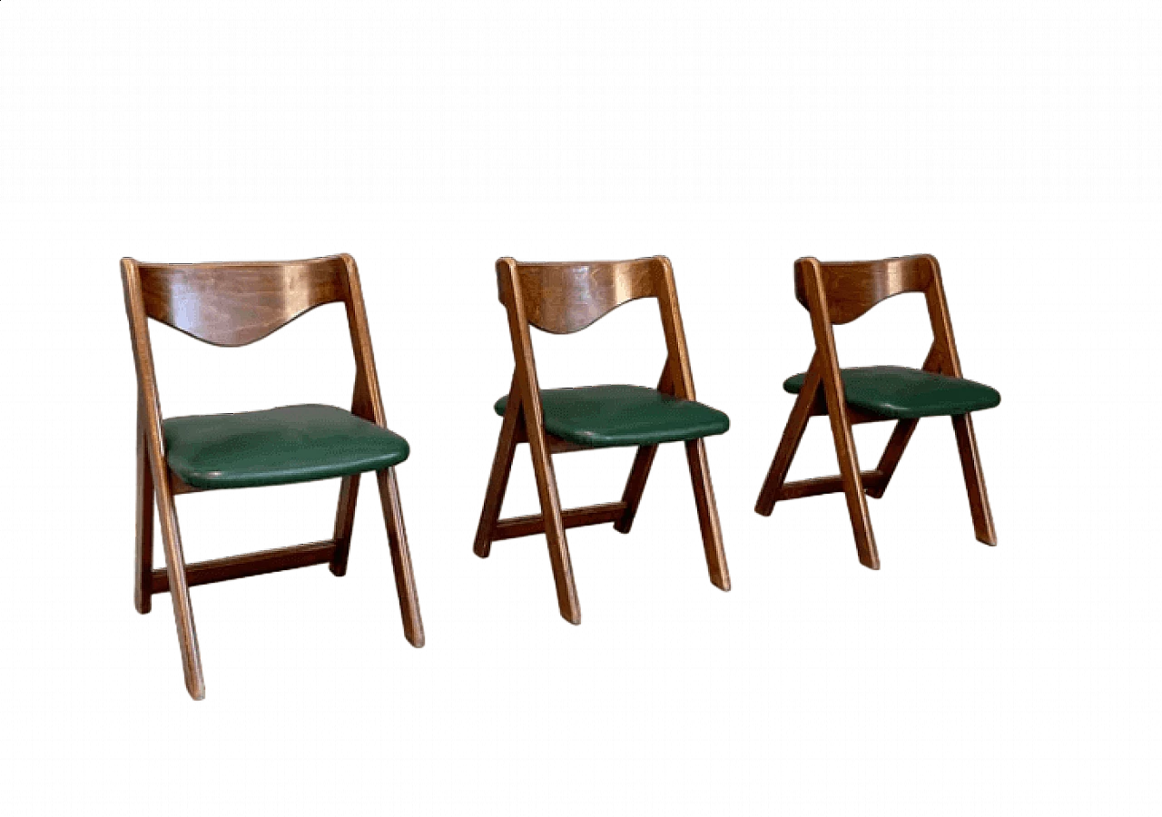 3 Chairs in wood and green leather, 1960s 4