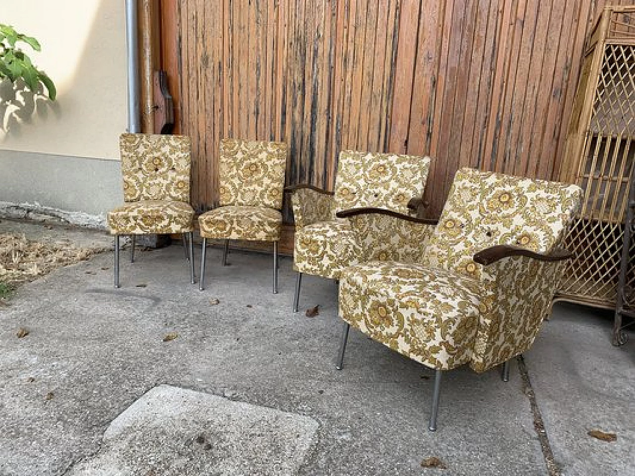 4 Bauhaus-style armchairs in steel and wood, 1940s 1