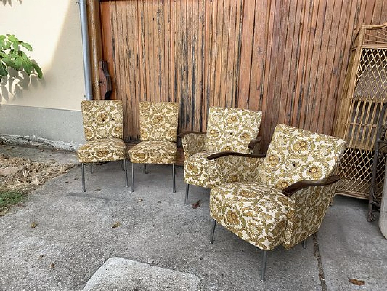 4 Bauhaus-style armchairs in steel and wood, 1940s 2