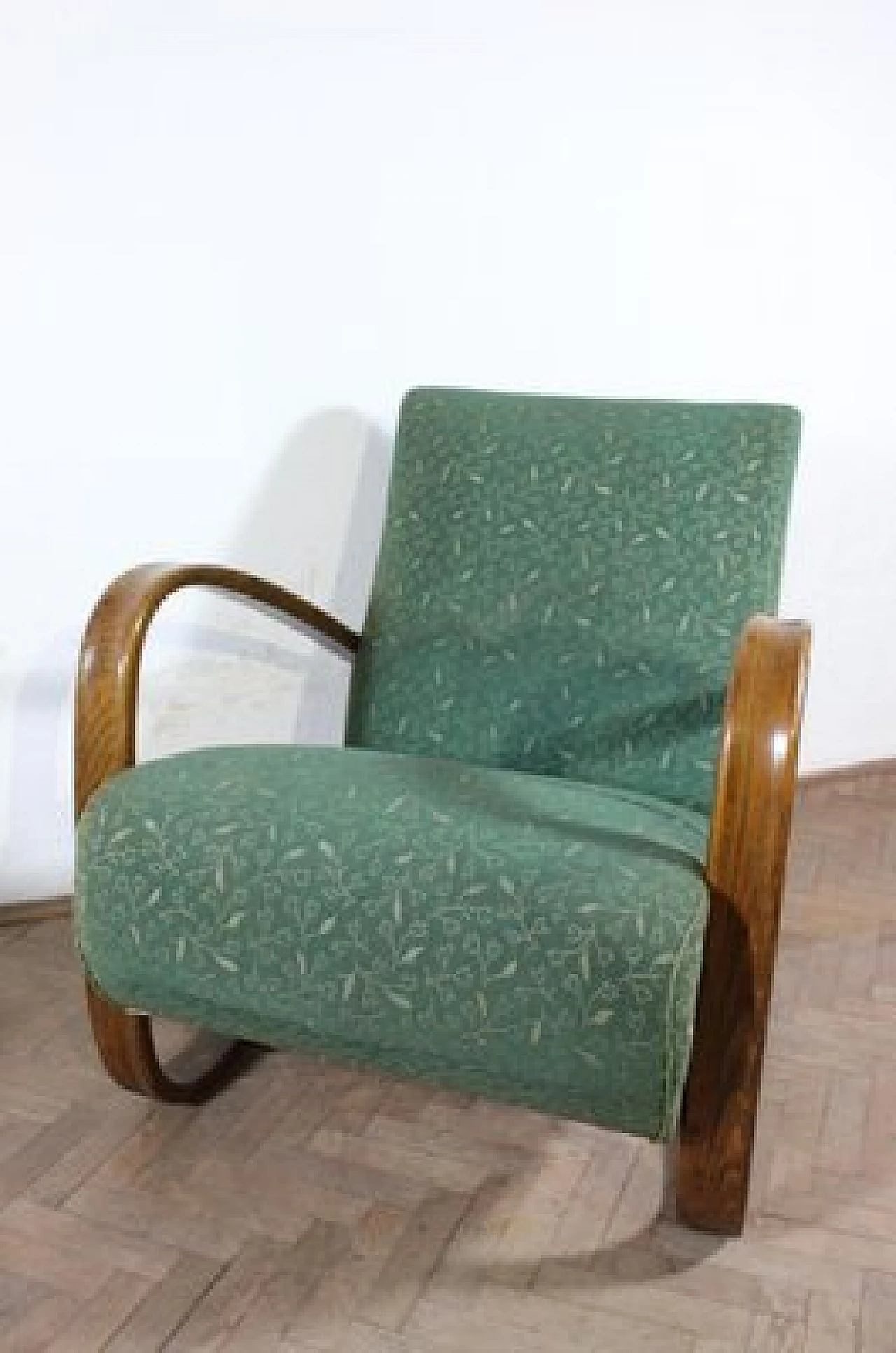 Pair of H-2269 armchairs in wood and fabric by Jindrich Halabala, 1930s 3