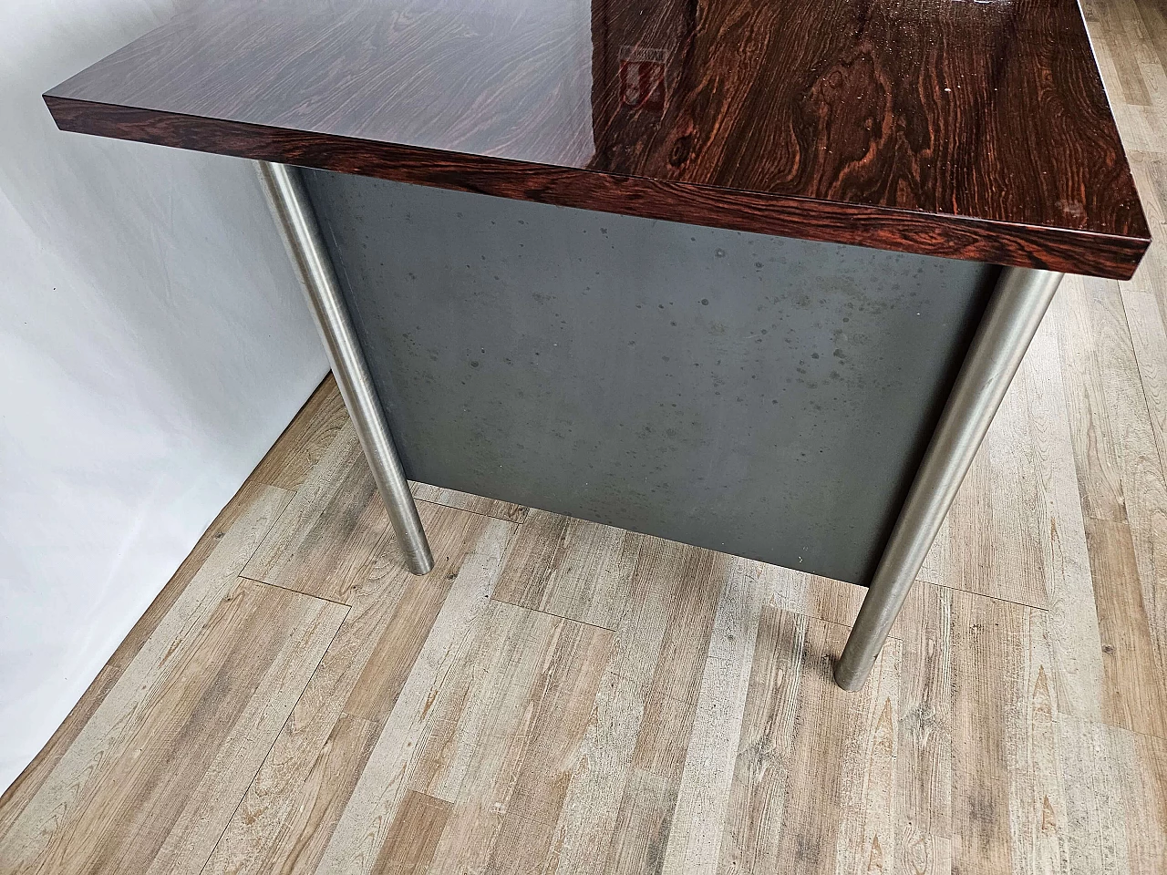 Executive desk with rosewood laminate top by Mobiltecnica Torino, 1970s 3