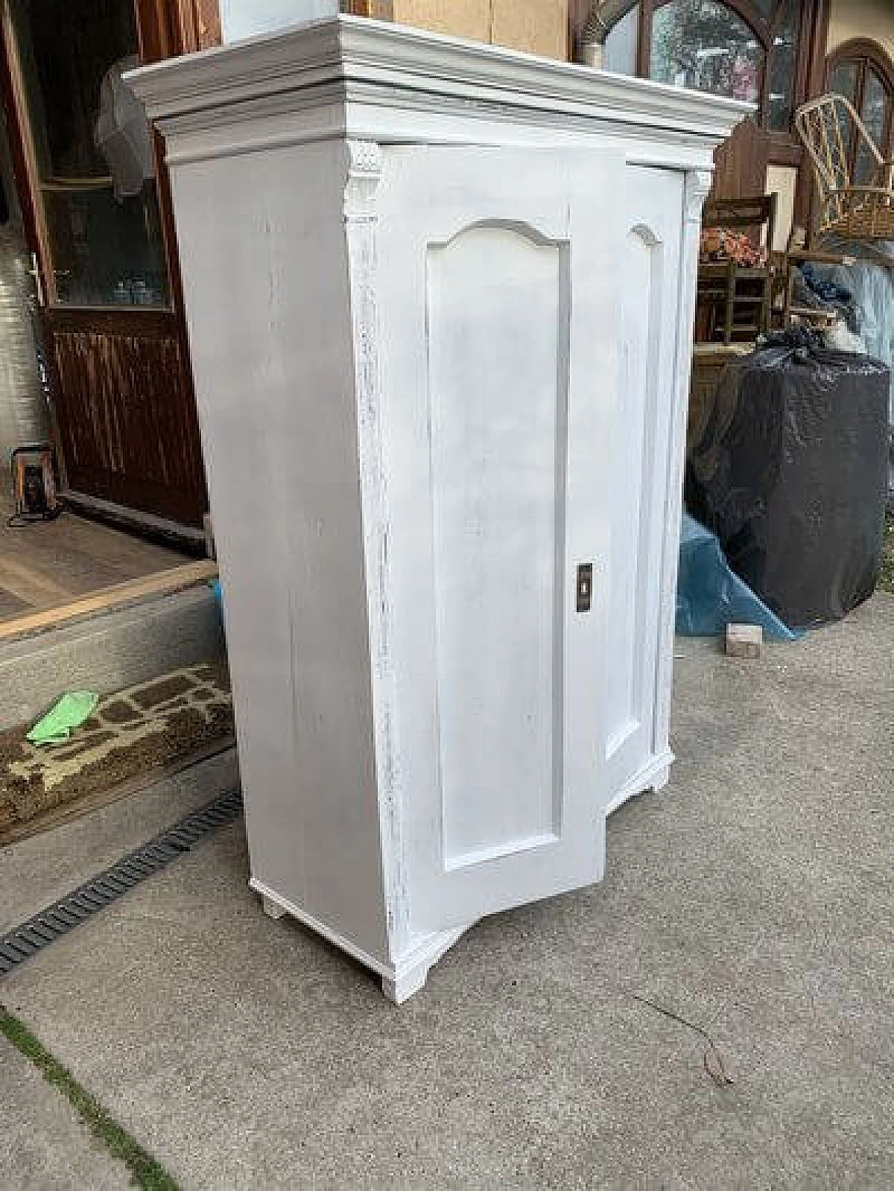 Painted wooden double-door wardrobe, late 19th century 2