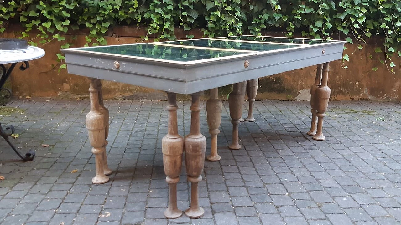 Table with 19th-century mirrored top and 18th-century spool legs, early 20th century 5