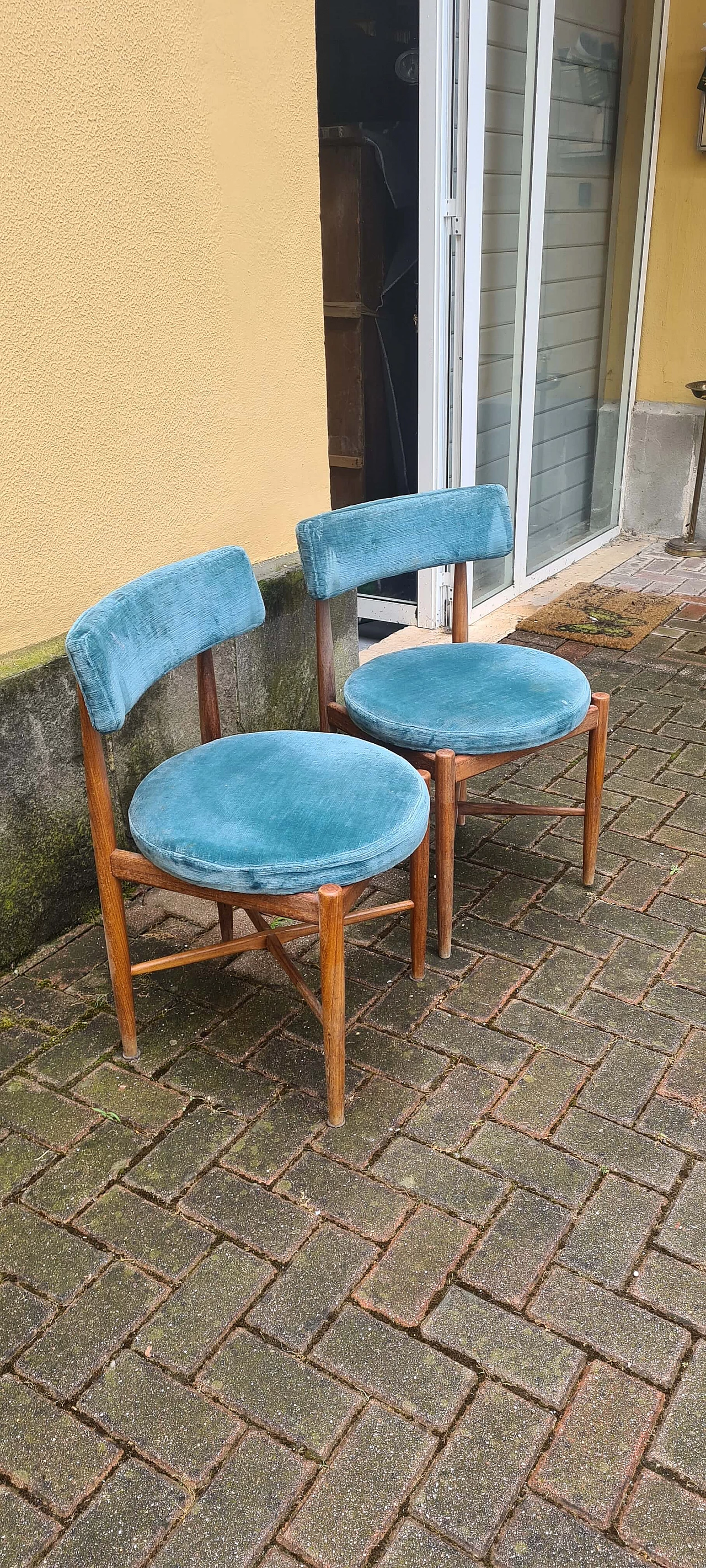 6 Teak chairs by Victor Wilkins for G-Plan, 1960s 4