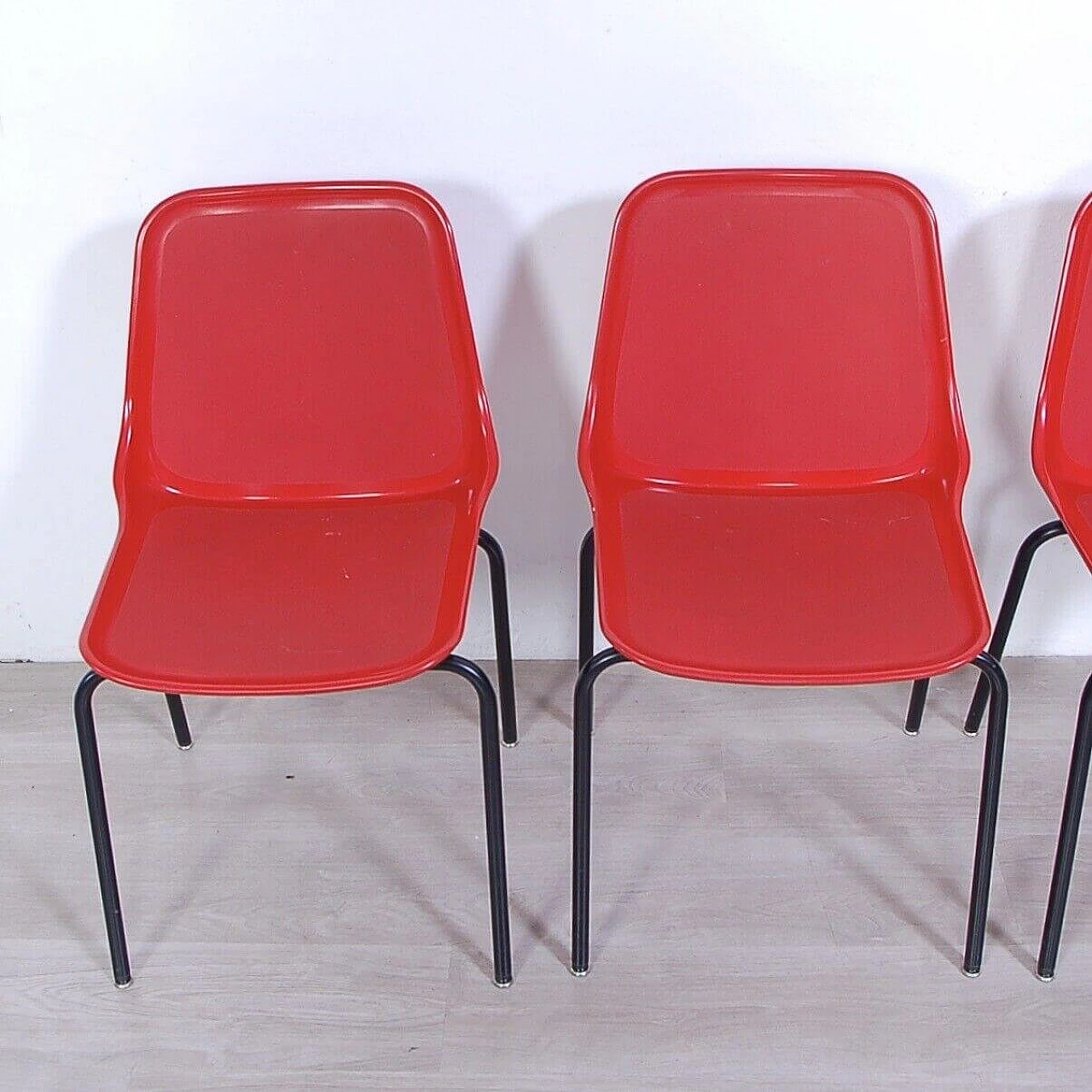 4 Iron and red plastic chairs by MIM Roma, 1960s 4