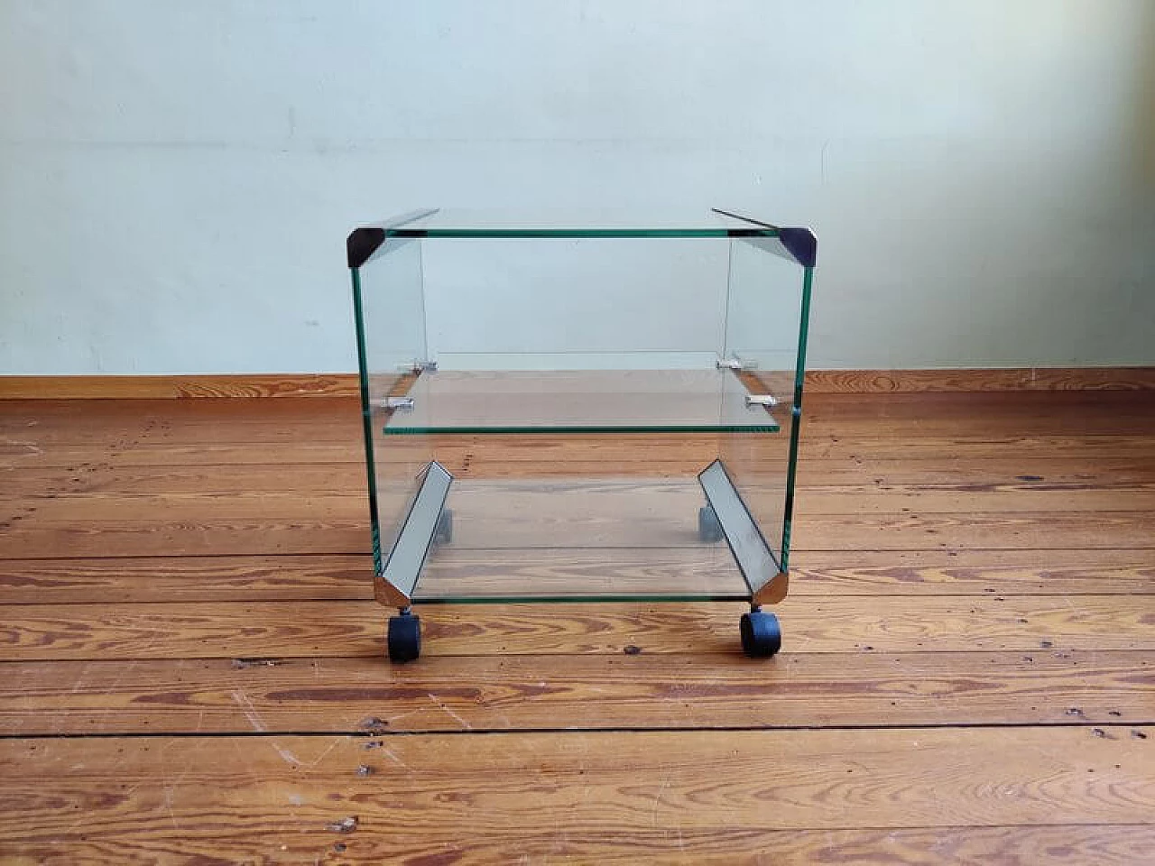 Glass and chromed metal bar cart by Gallotti&Radice, 1970s 4