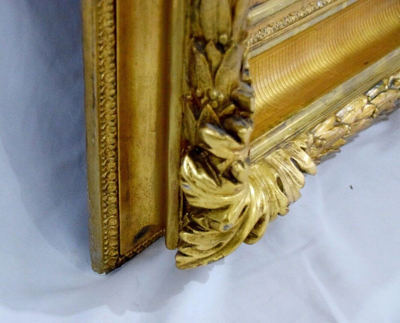 Specchio Neoclassico francese in legno dorato e gesso, '800 8