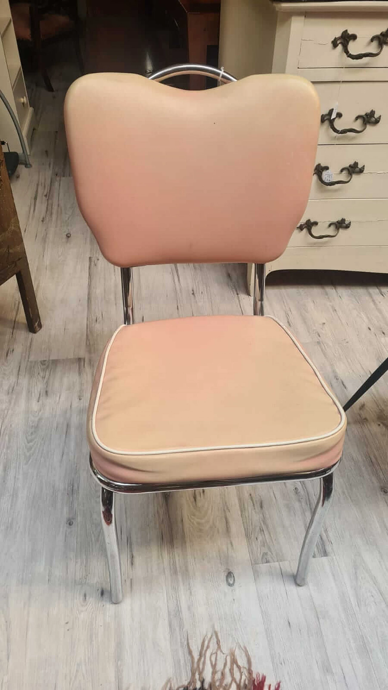 4 Co-26 Bel Air chairs in steel and faux leather, 1950s 2