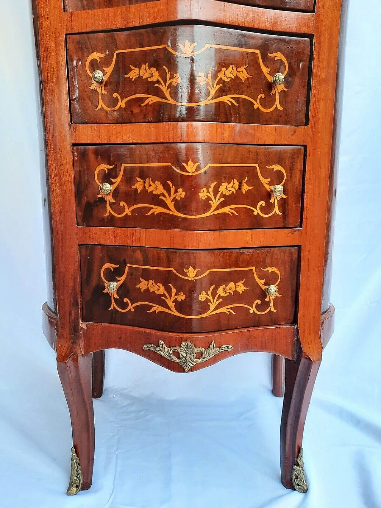 Louis XV style inlaid mahogany chest of drawers 2