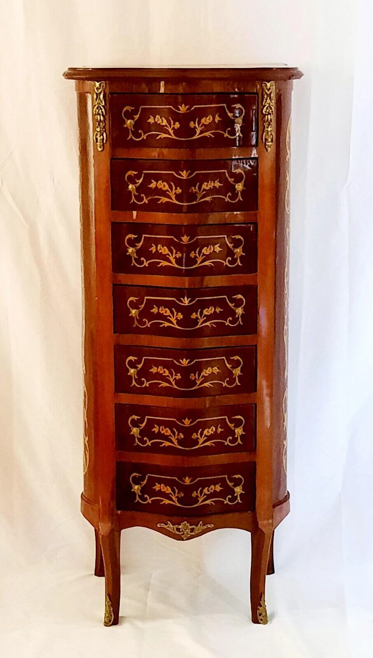 Louis XV style inlaid mahogany chest of drawers 4