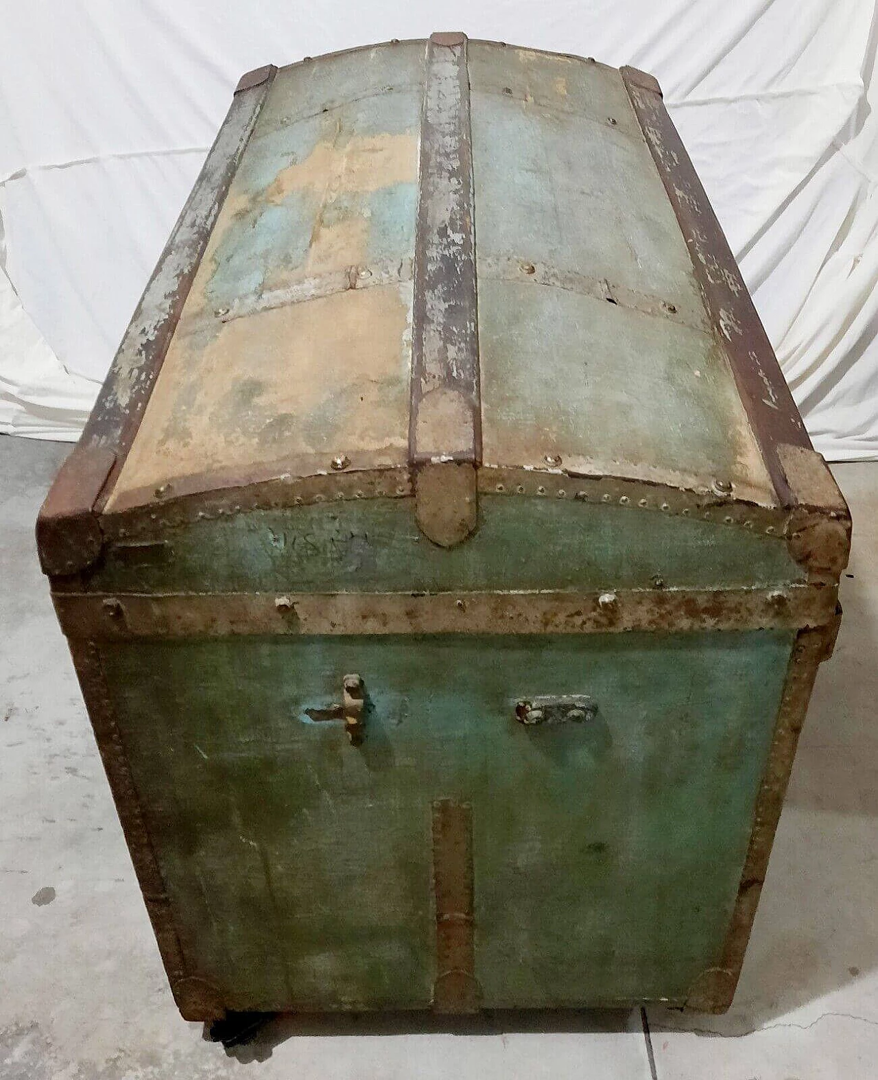 Wood, canvas and metal travel trunk by Moritz Mädler, early 20th century 9