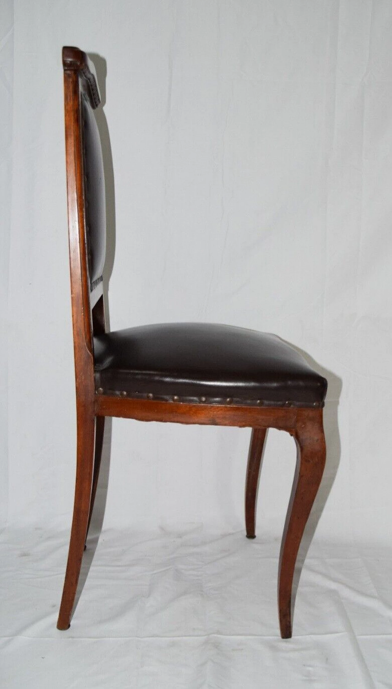 Pair of Direttorio chairs in walnut with brown leather upholstery, 19th century 11