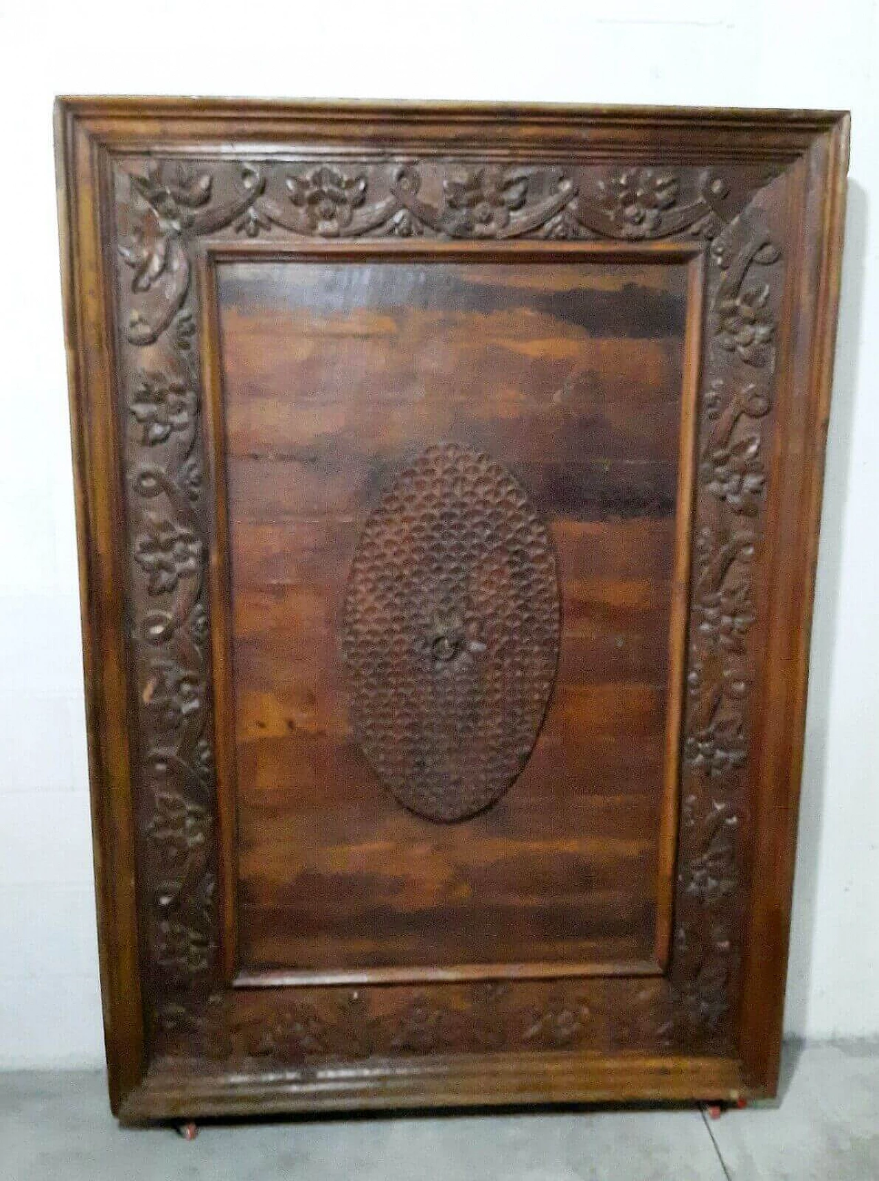 Pannello in legno di prugna con decorazioni, prima metà '700 11