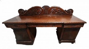 Mahogany Regency sideboard with three-drawer top, first quarter 19th century