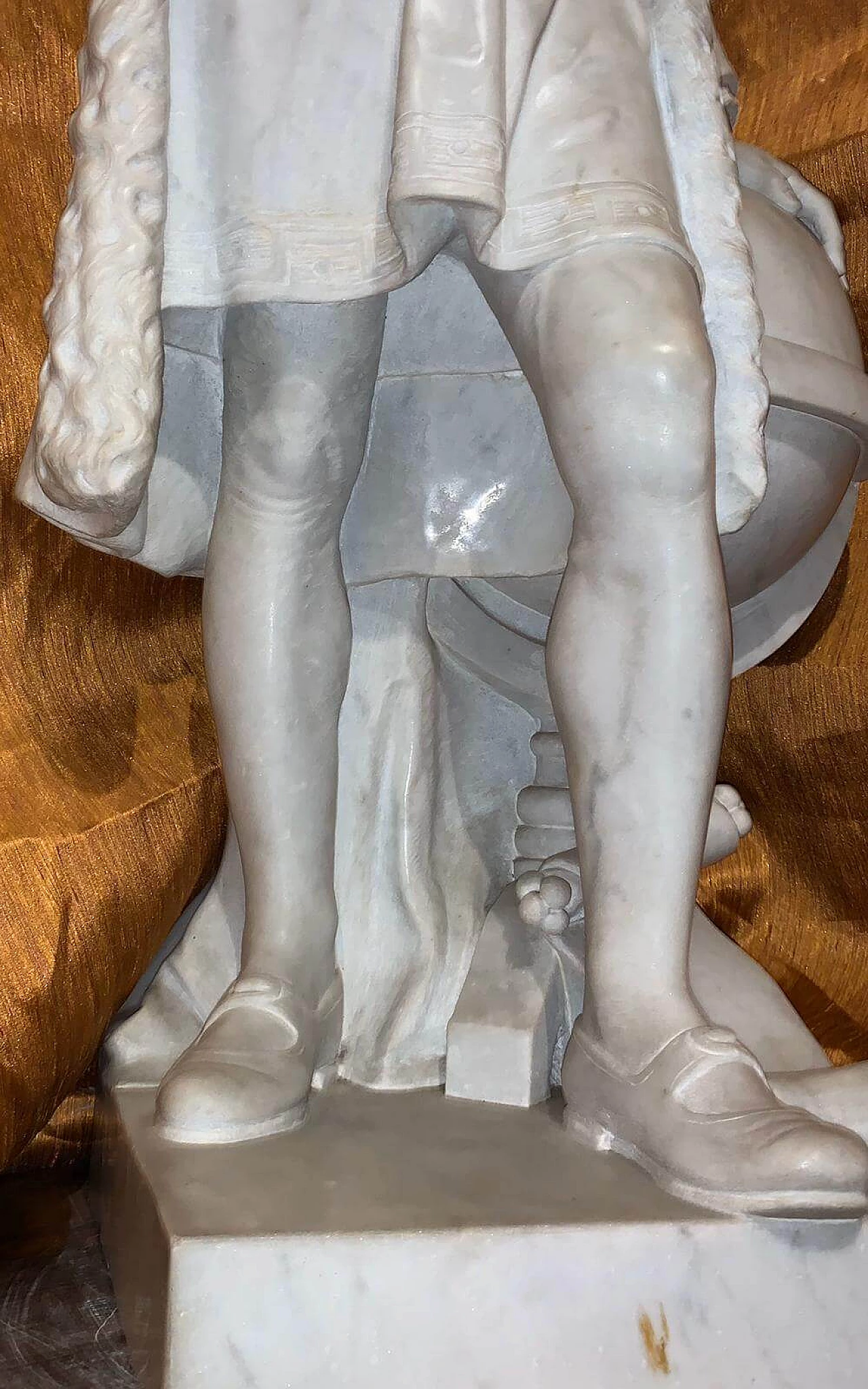 Marble sculpture depicting Christopher Columbus, early 20th century 3