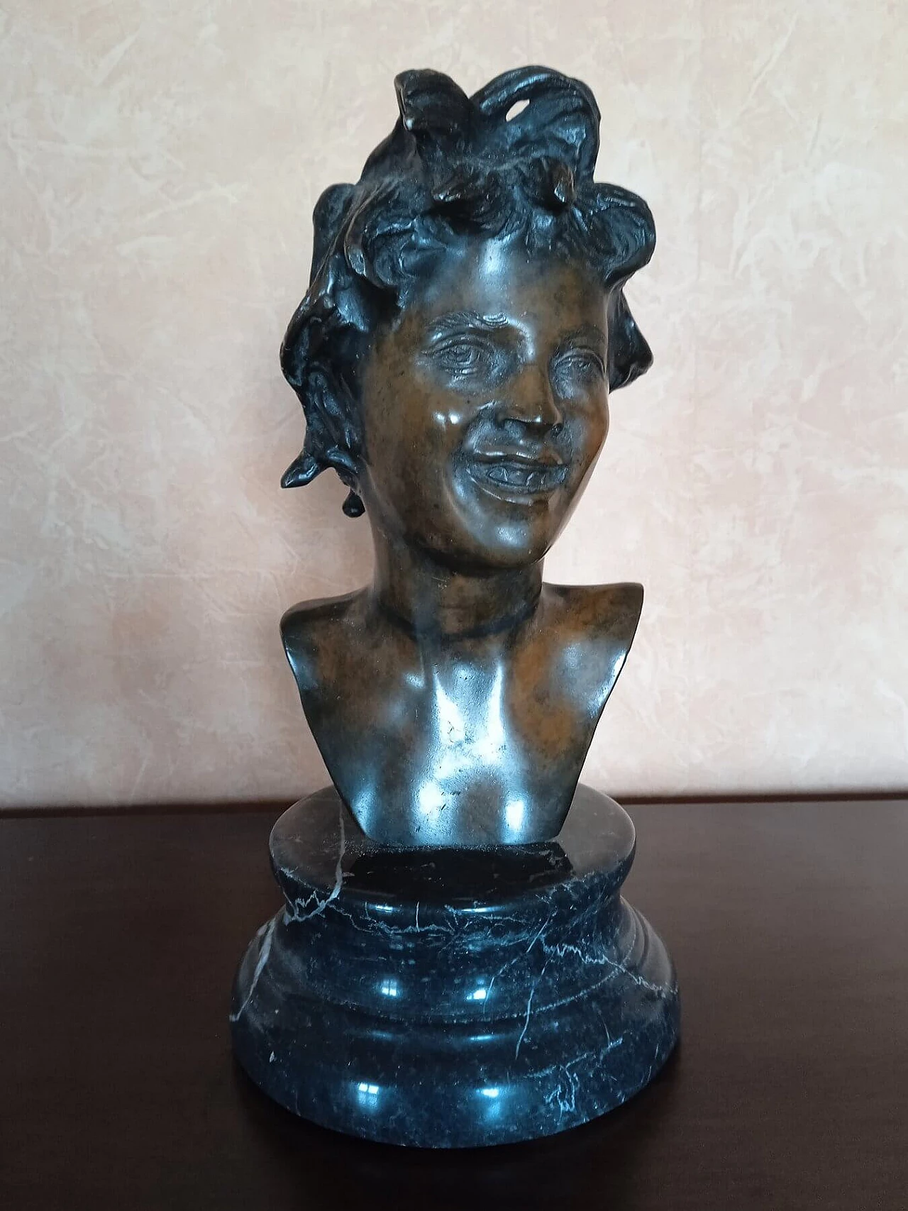 Vincenzo Cinque, bronze bust with marble base, early 20th century 1