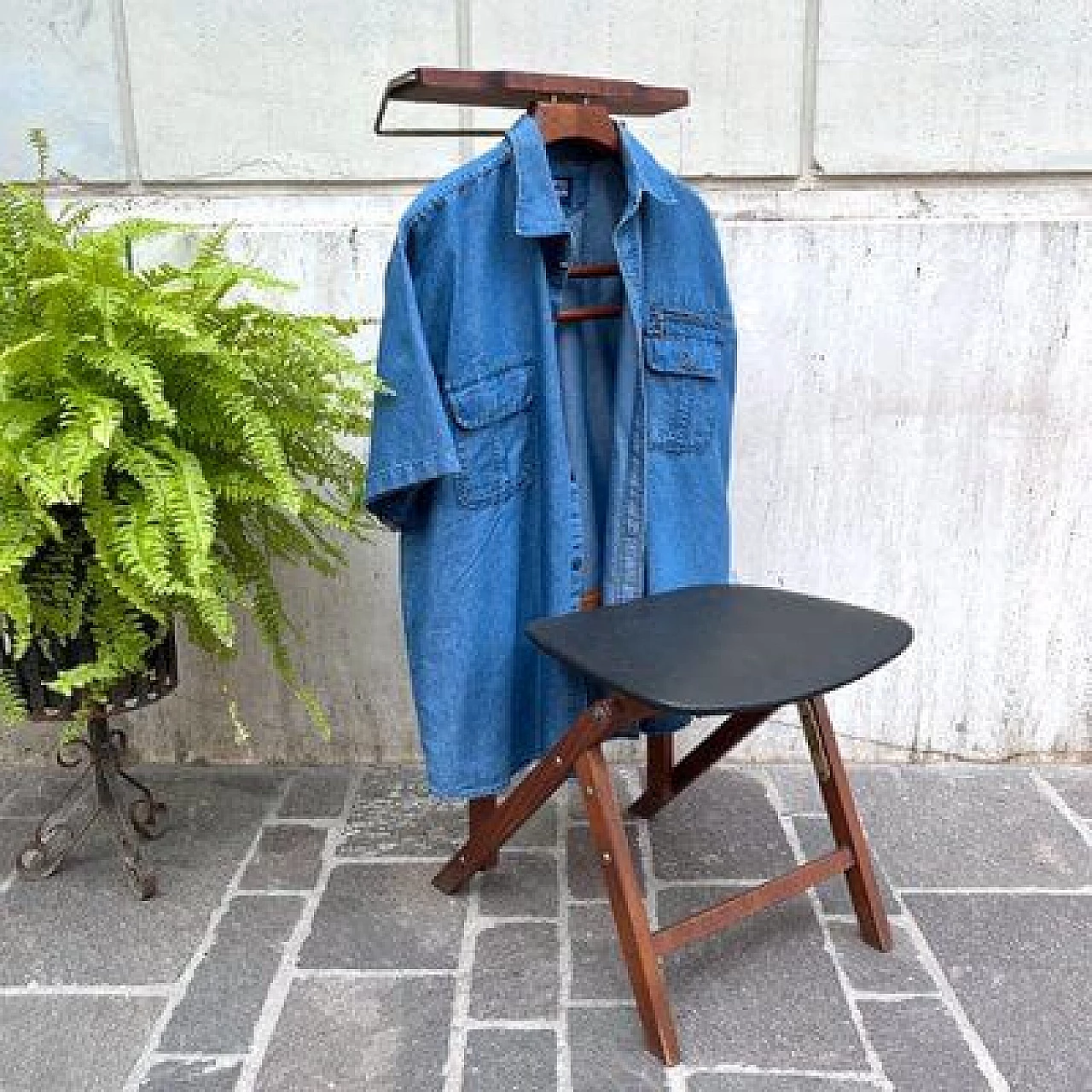 Teak valet stand with upholstered skai seat by Reguitti, 1960s 2