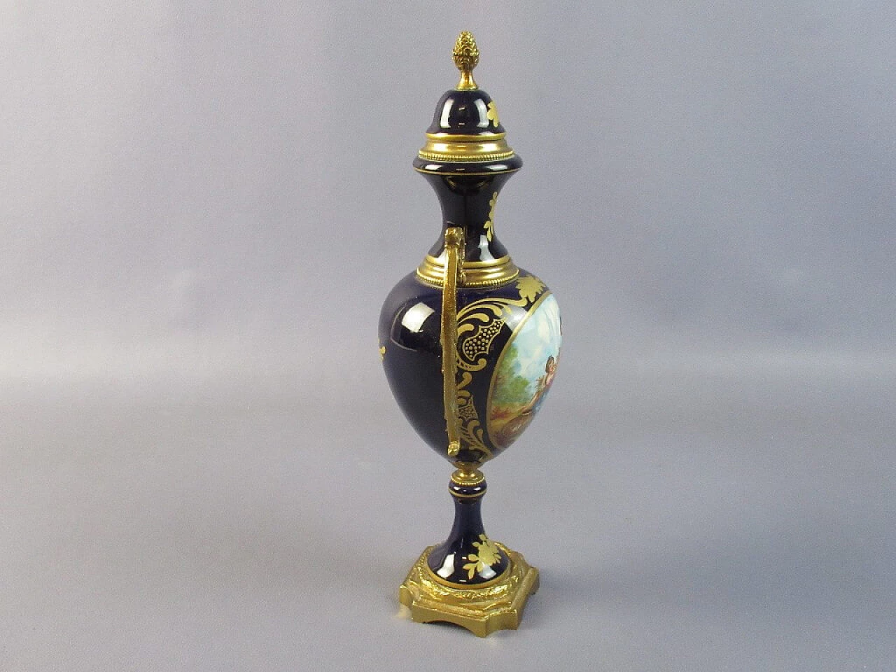 French porcelain and bronze amphora vase 4