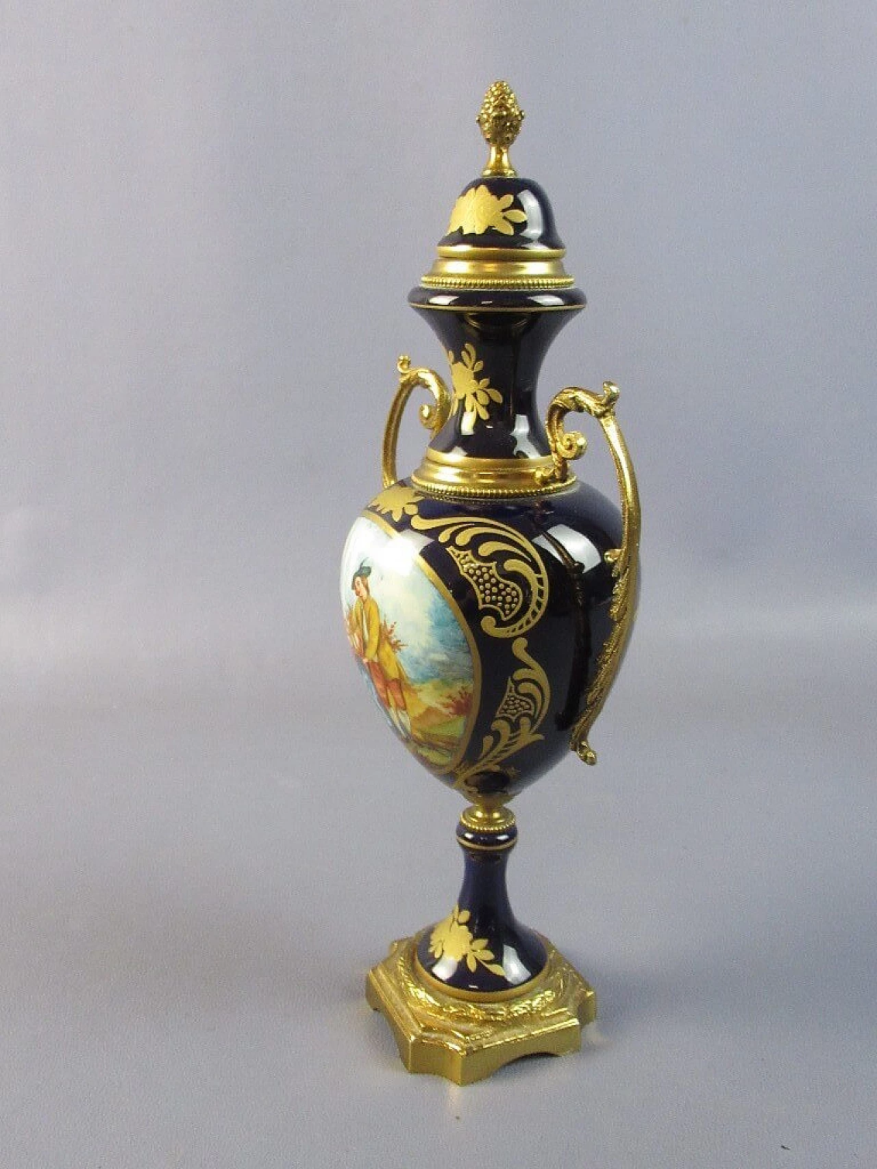 French porcelain and bronze amphora vase 8