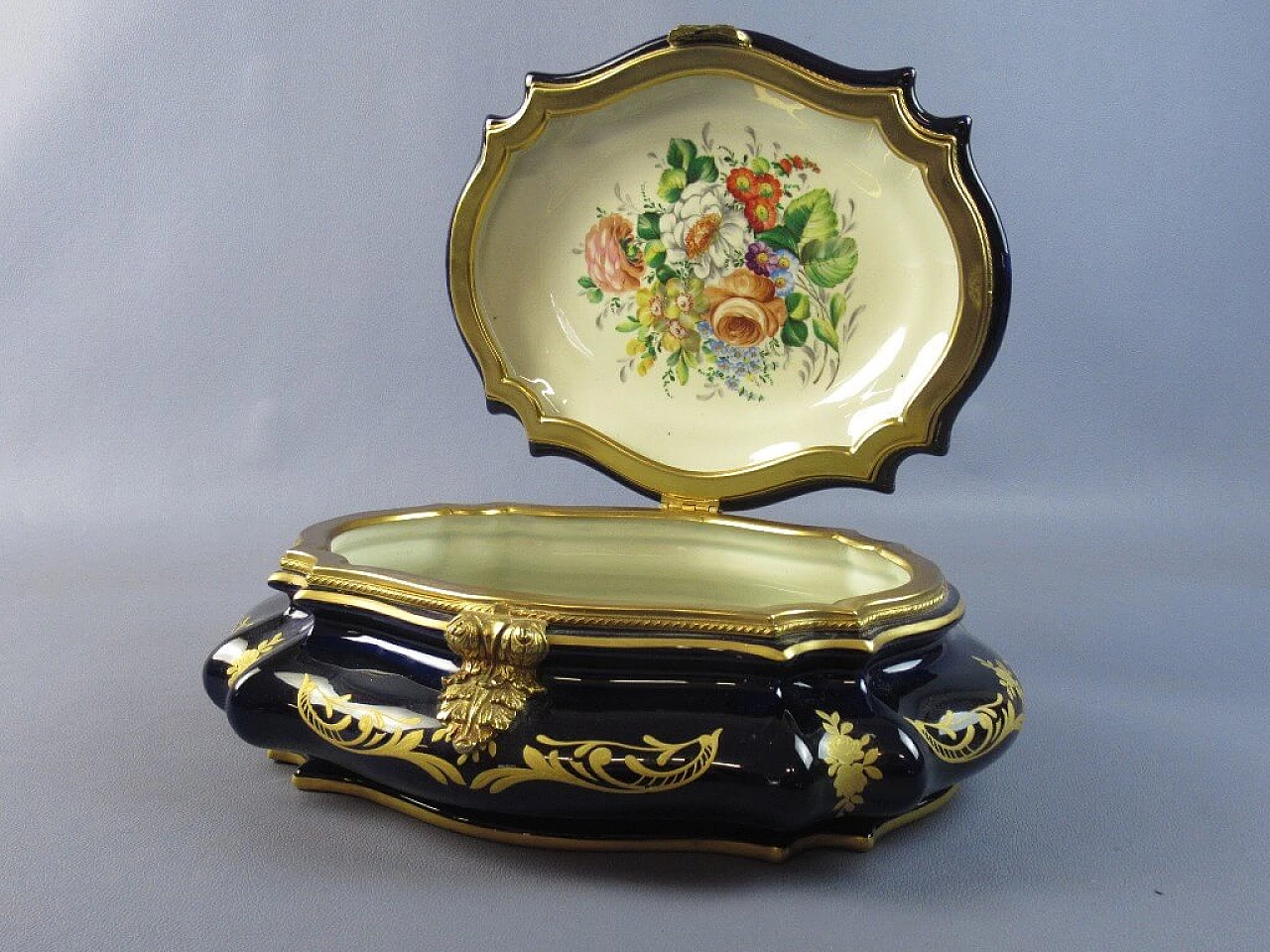 French Sèvres style porcelain and bronze jewelry box casket 1