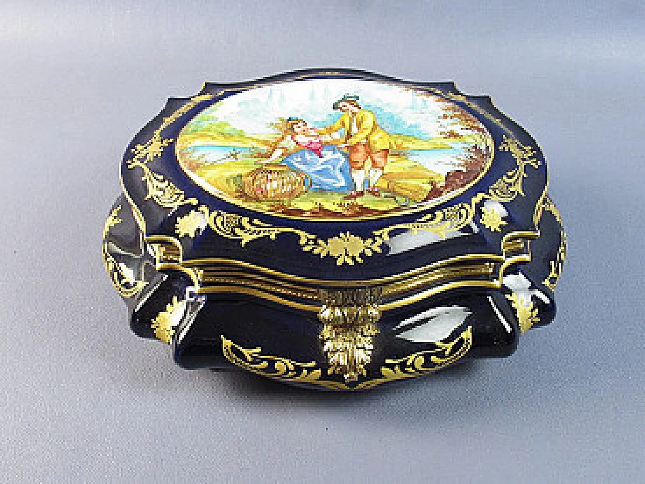 French Sèvres style porcelain and bronze jewelry box casket 11