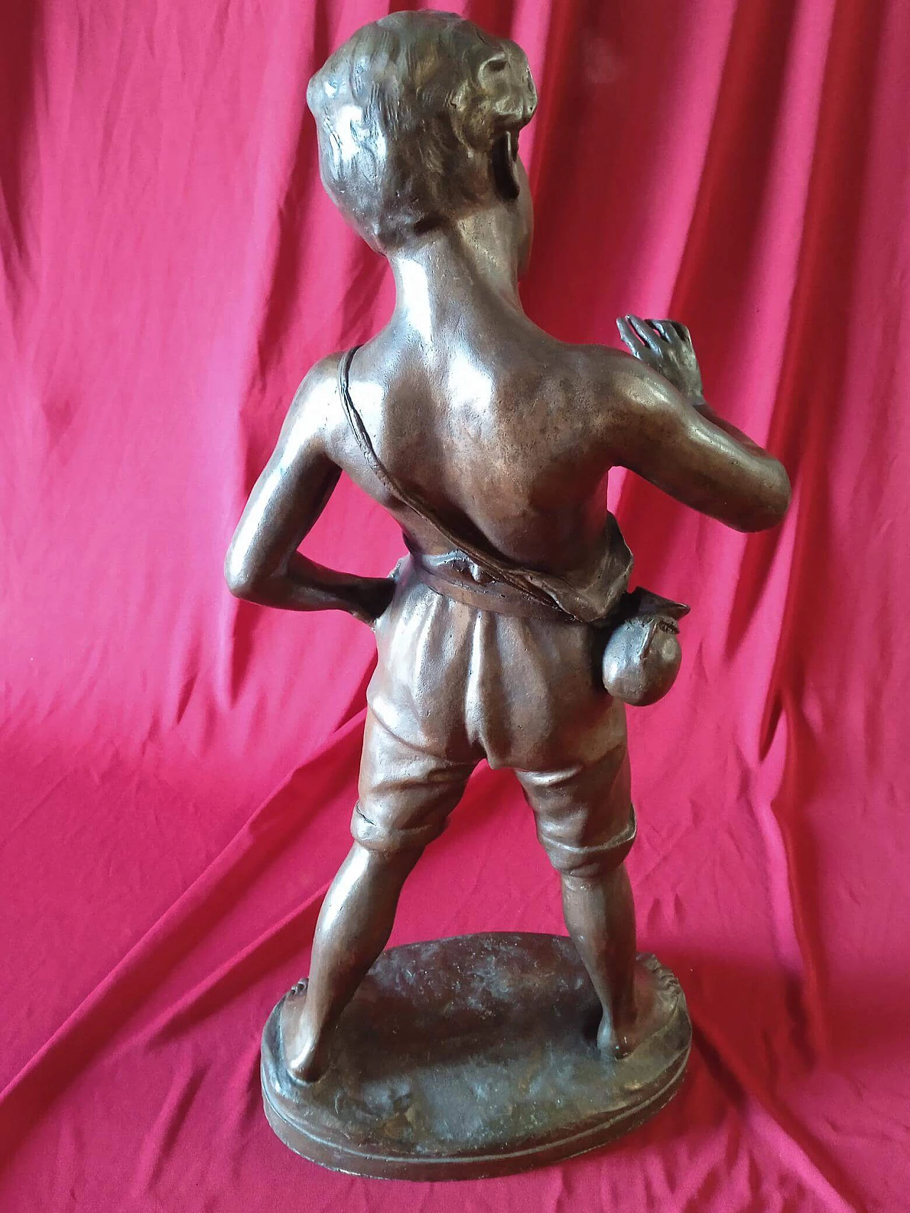 Bronze sculpture depicting a child, 1960s 4