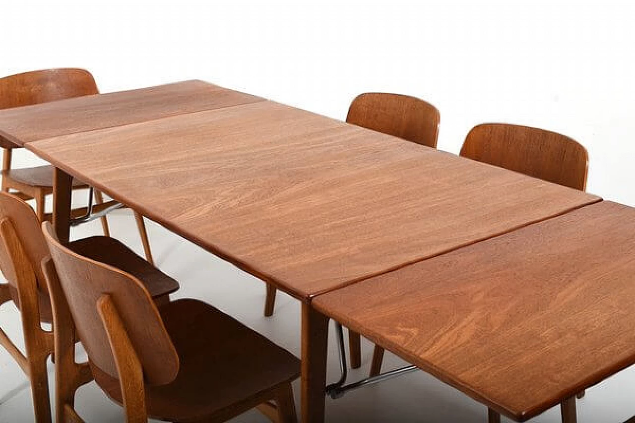 6 Chairs 155 and table 162 by Børge Mogensen for Søborg Møbelfabrik, 1960s 5