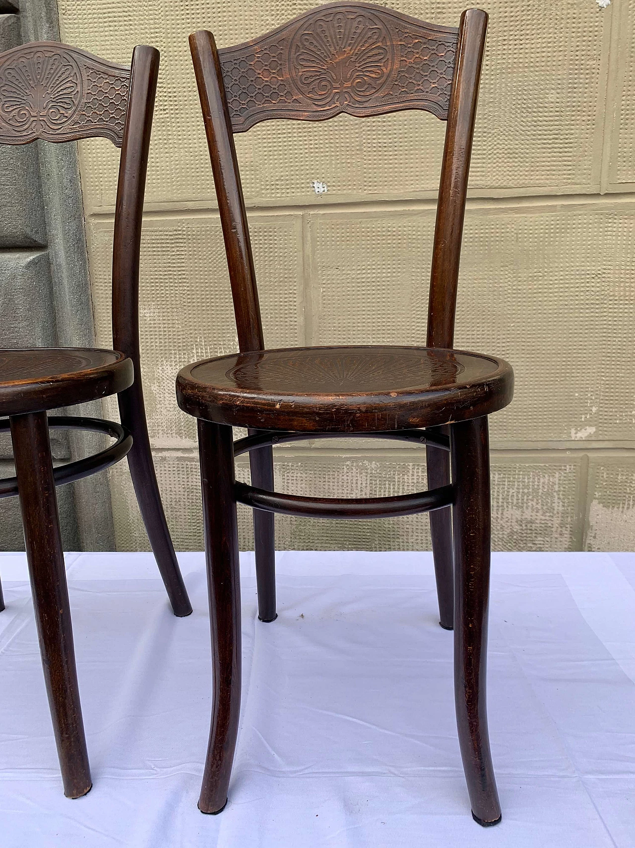 Pair of beech Mordus chairs in Thonet style, early 20th century 8