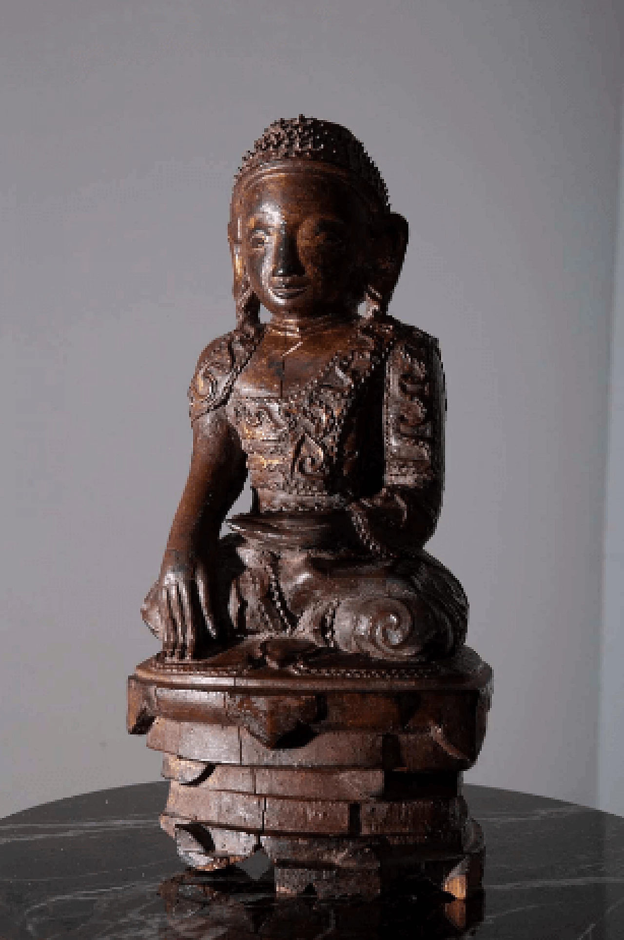 Wood Buddha sculpture, 19th century 2