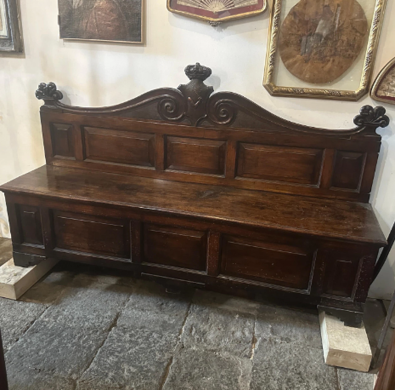 Louis Philippe carved walnut bench, mid-19th century 4