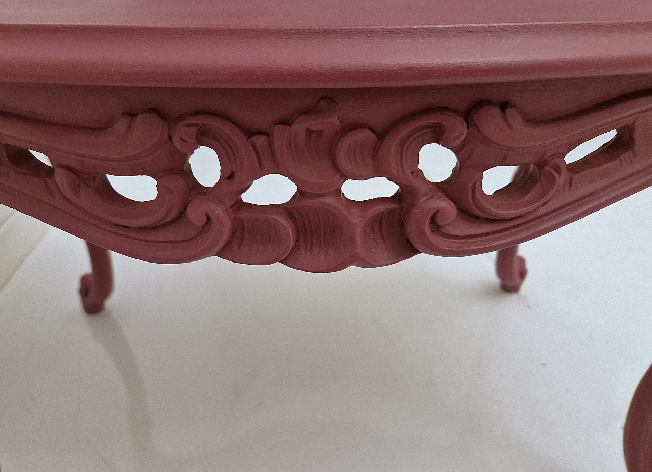 Baroque style cherry red wood coffee table with carvings, 1970s 4