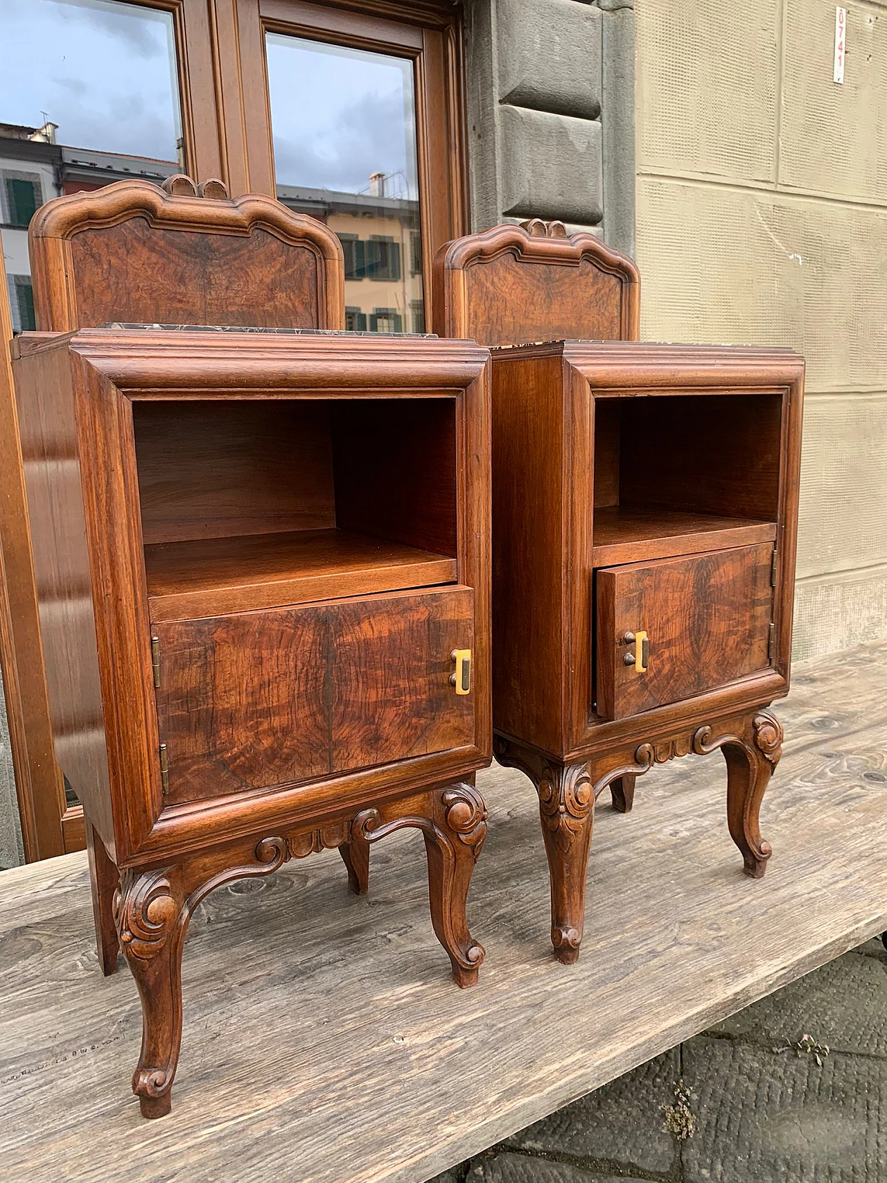 Pair of bedside tables in walnut and Portovenere marble, 19th century 5