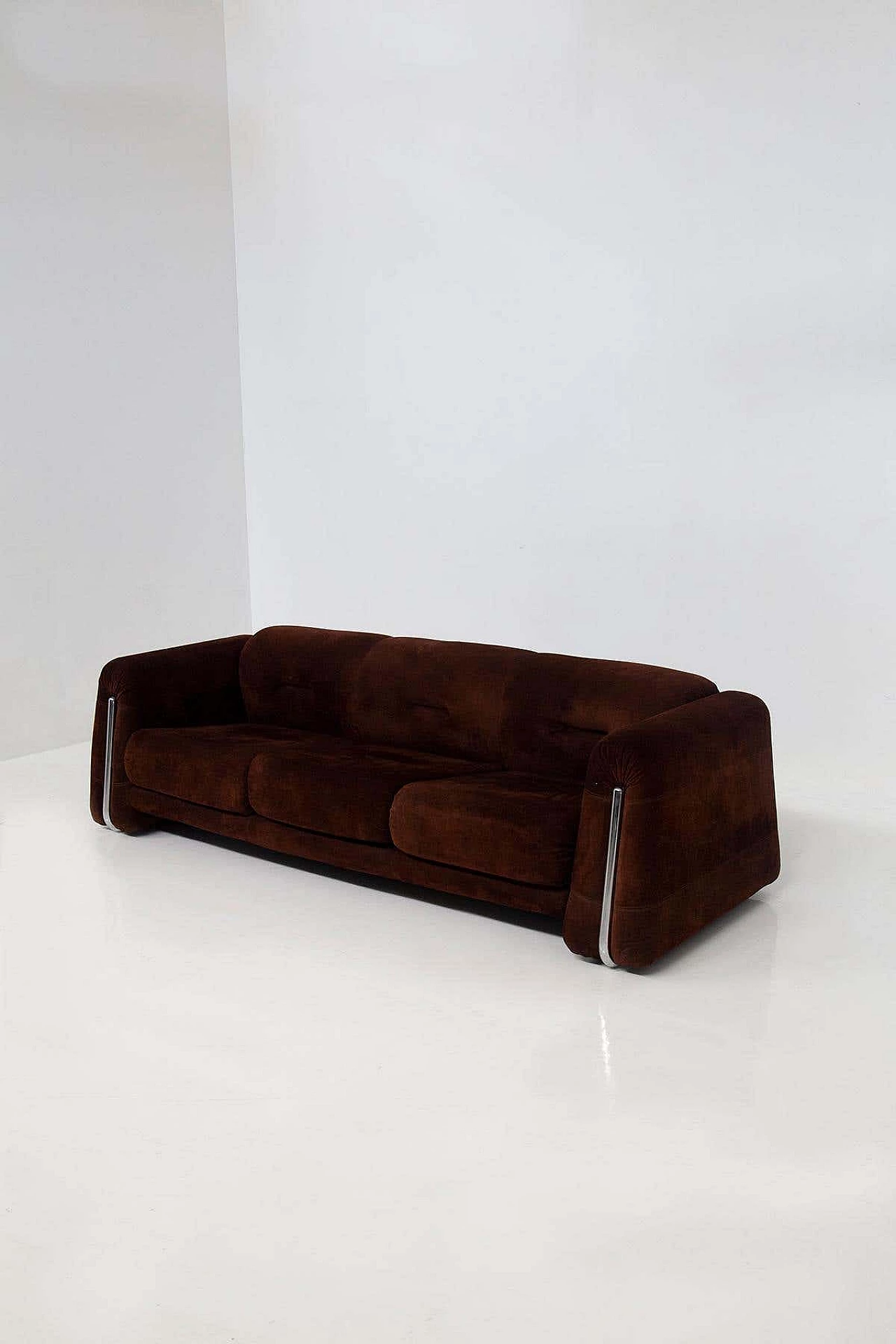 Brown velvet geometric sofa with metal frame, 1970s 6