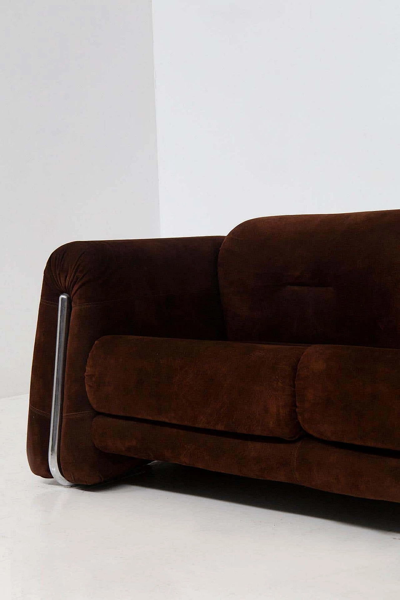 Brown velvet geometric sofa with metal frame, 1970s 10