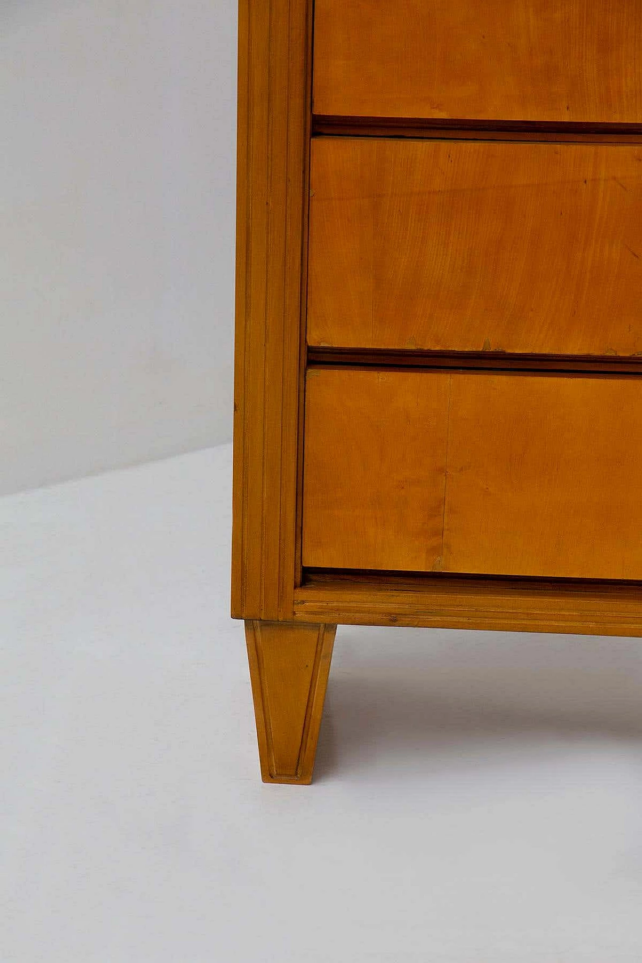 Wooden chest of drawers with grissinita frame attributed to Paolo Buffa, 1950s 9