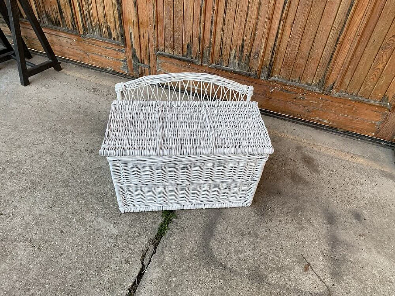 Hungarian white wicker chest, 1990s 4