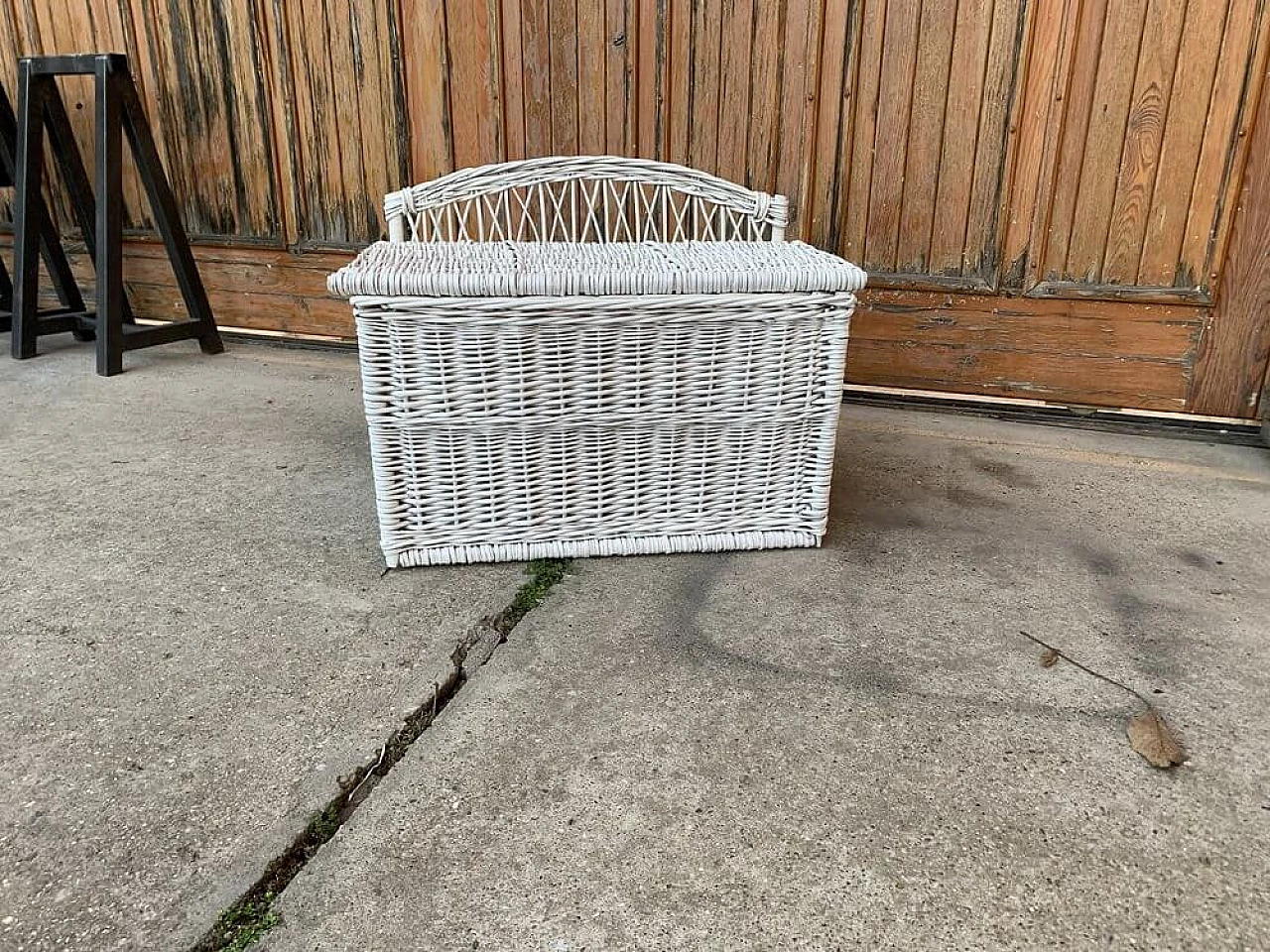 Hungarian white wicker chest, 1990s 5