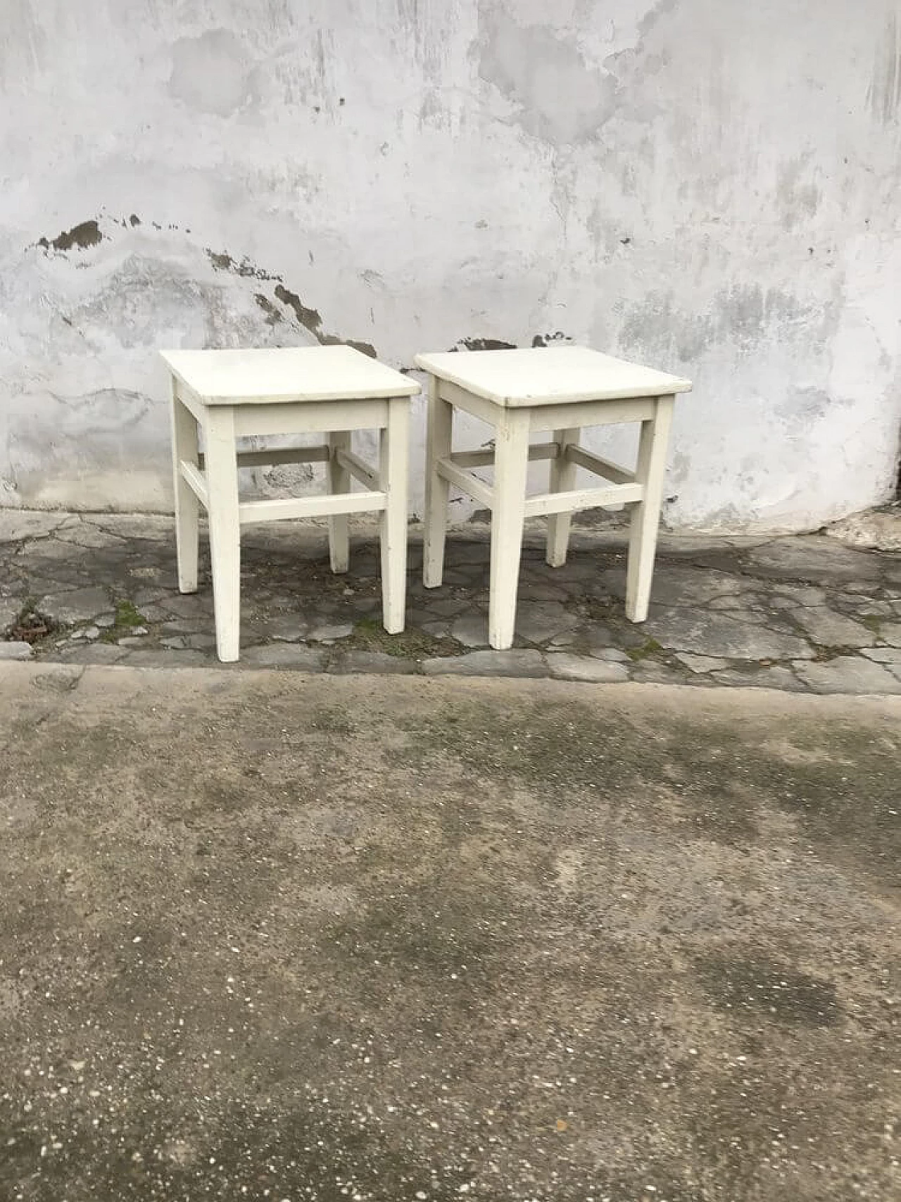 Pair of painted pine wood stools, 1940s 4