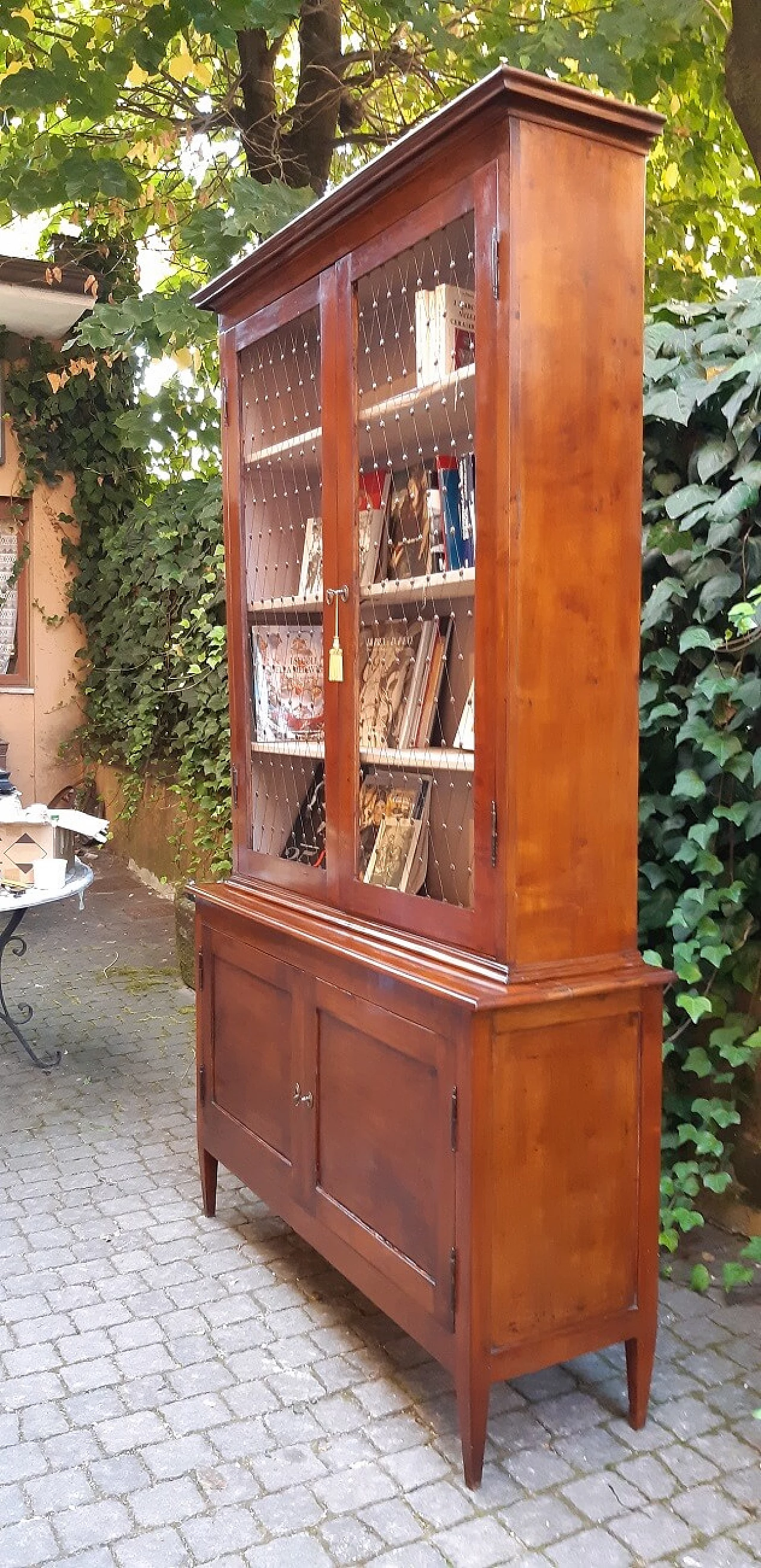 Libreria con vetrina Luigi XVI in ciliegio, fine '700 3