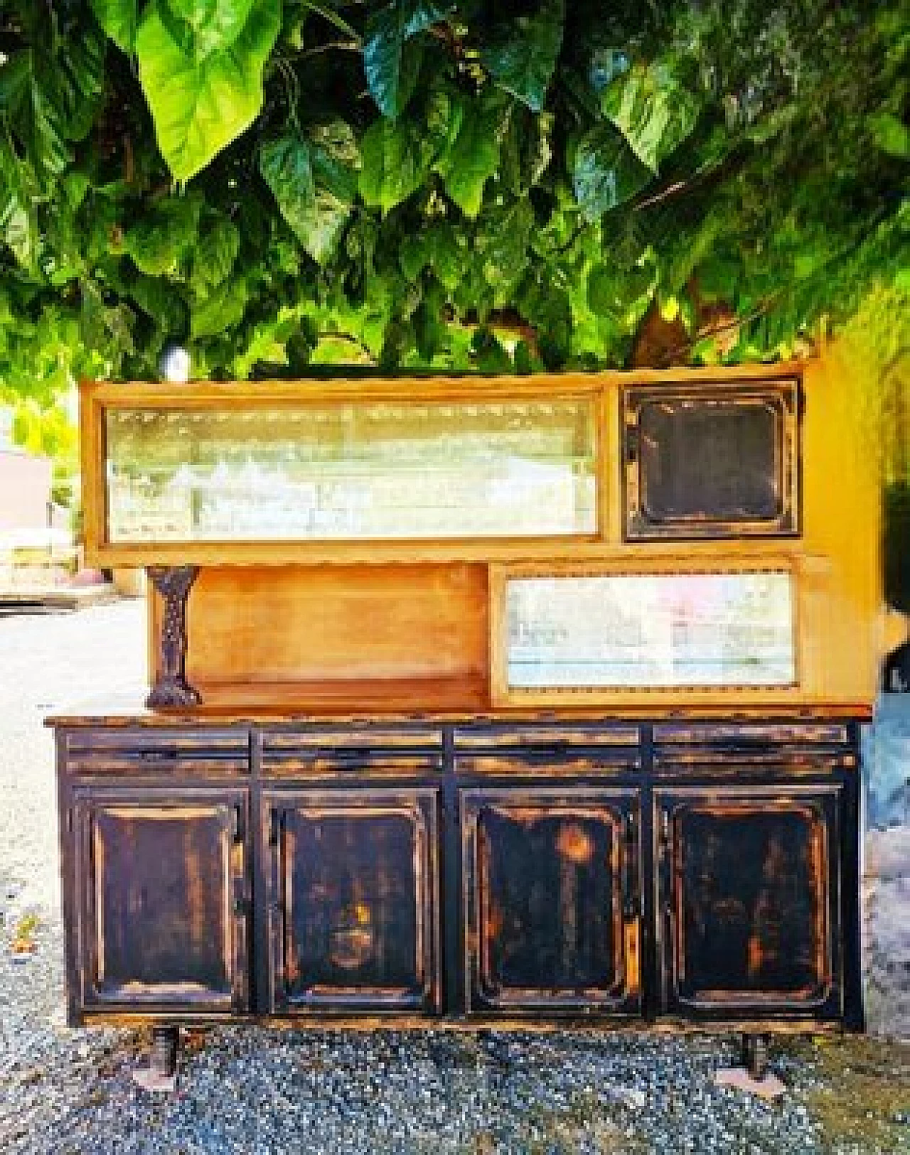 Walnut buffet cabinet, 1930s 1