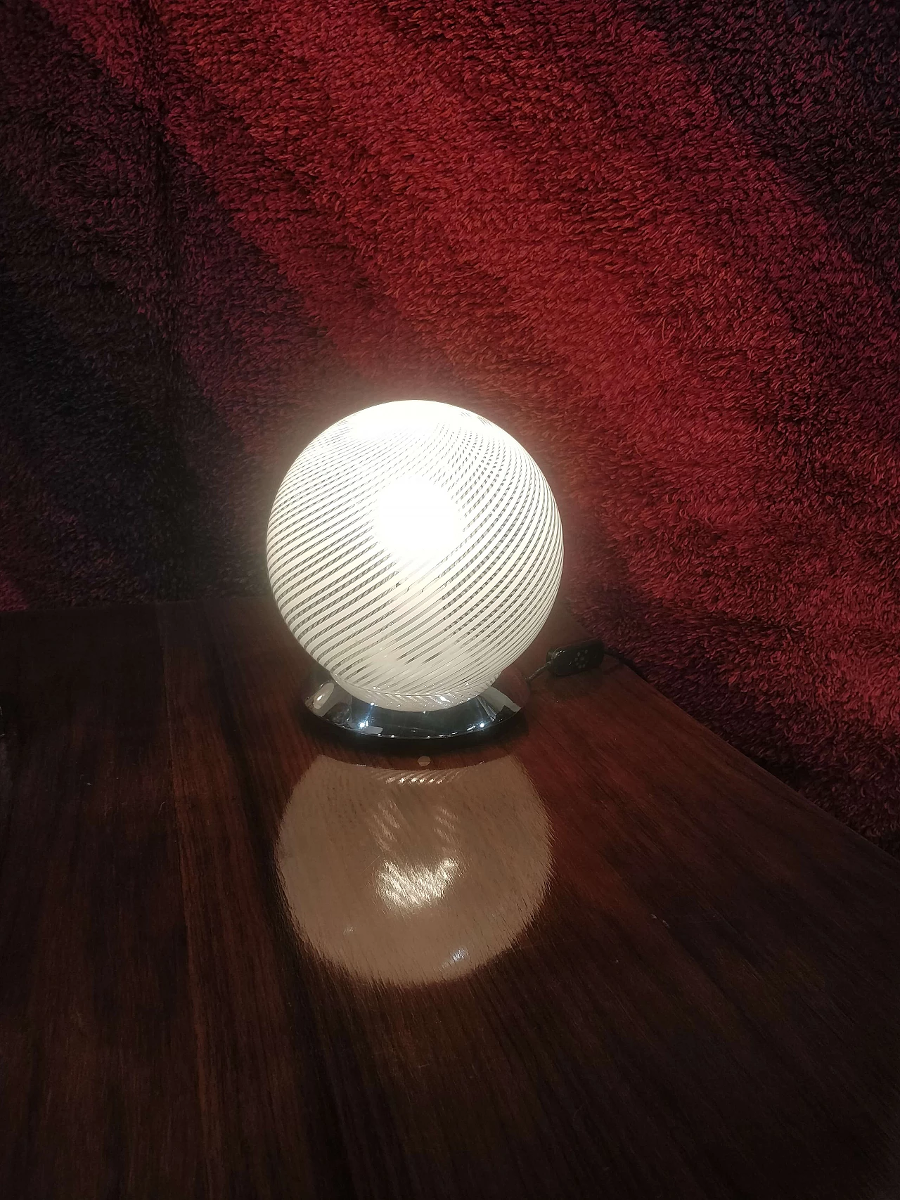 Lampada da tavolo sferica in vetro di Murano di Venini, anni '60 7