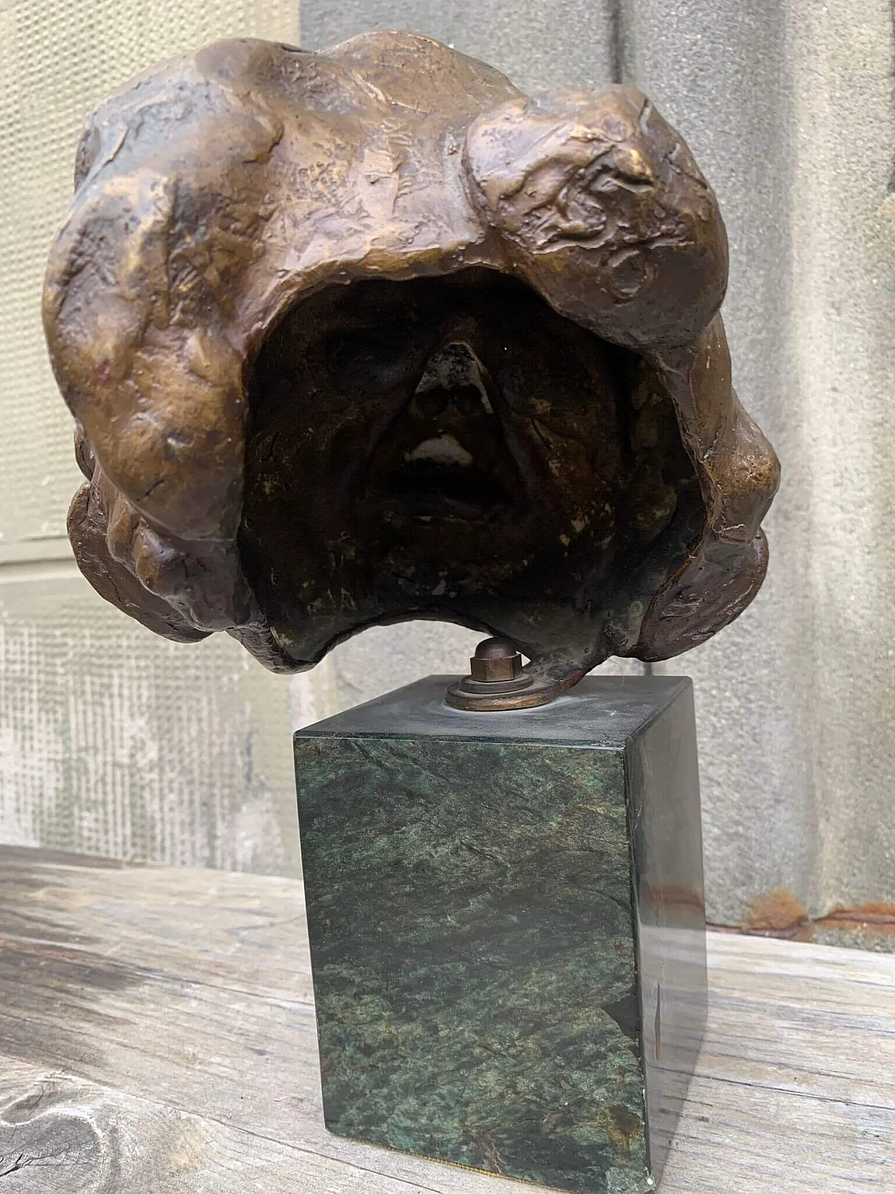 Bronze sculpture with marble base, 1980s 3