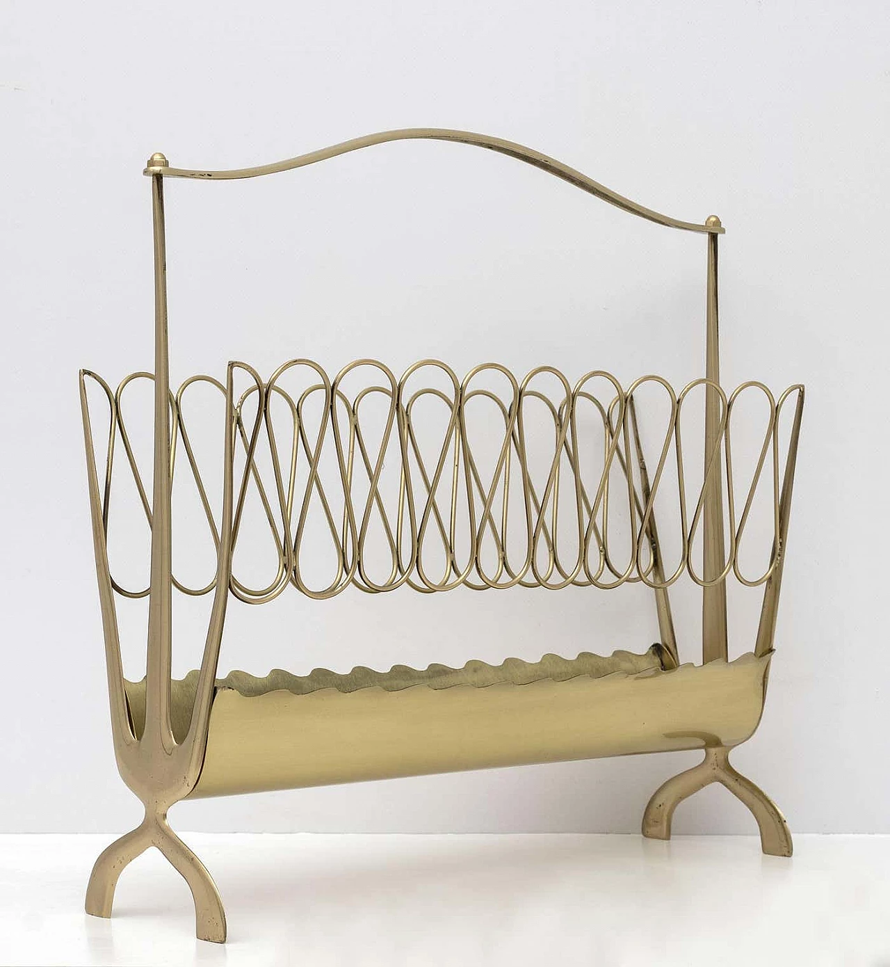 Brass magazine rack attributed to Osvaldo Borsani, 1950s 3