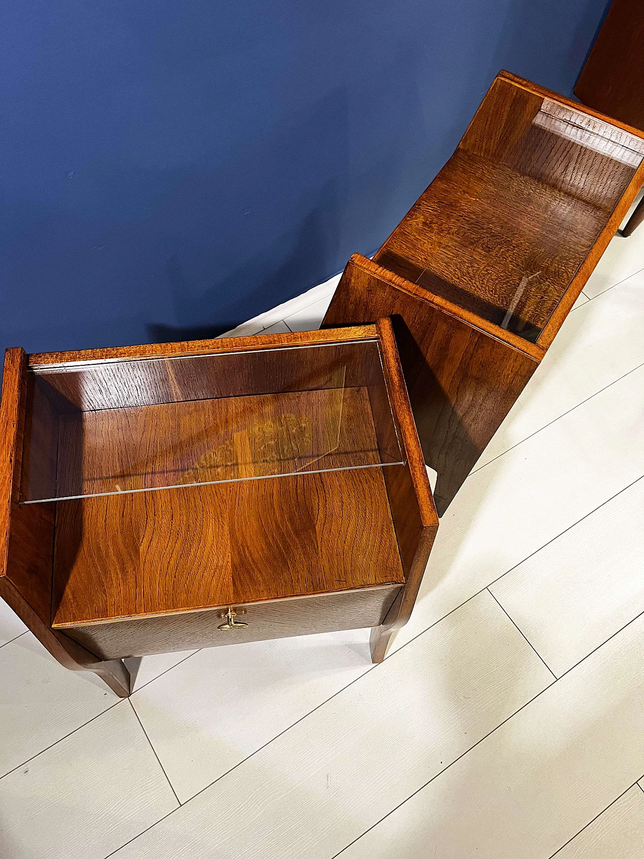 Pair of oak bedside tables, 1950s 4