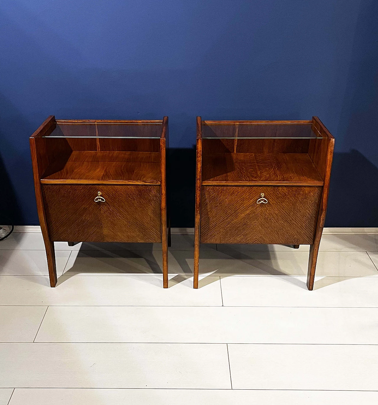 Pair of oak bedside tables, 1950s 5